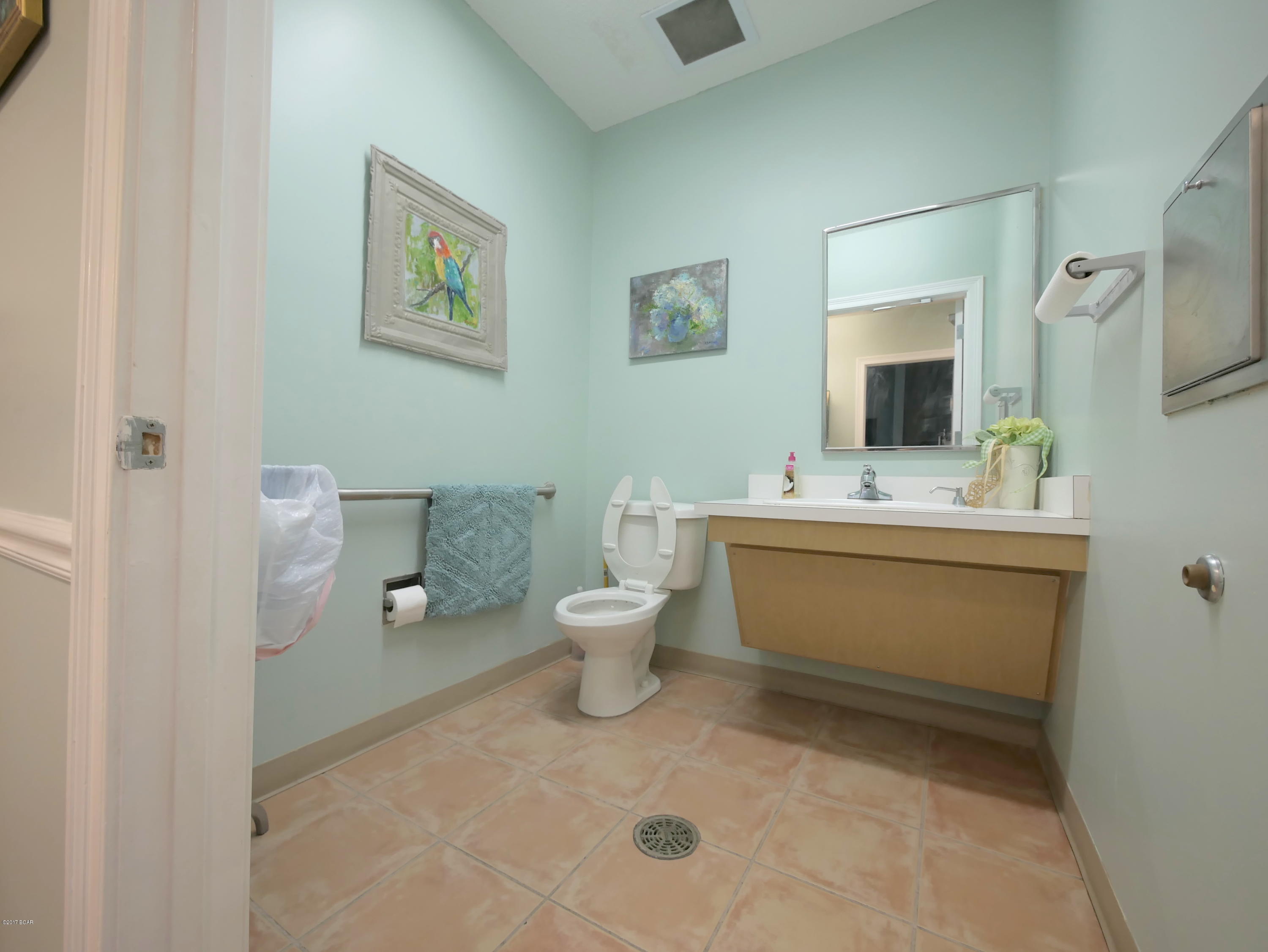 [No Recorded Subdiv] - Commercial Sale