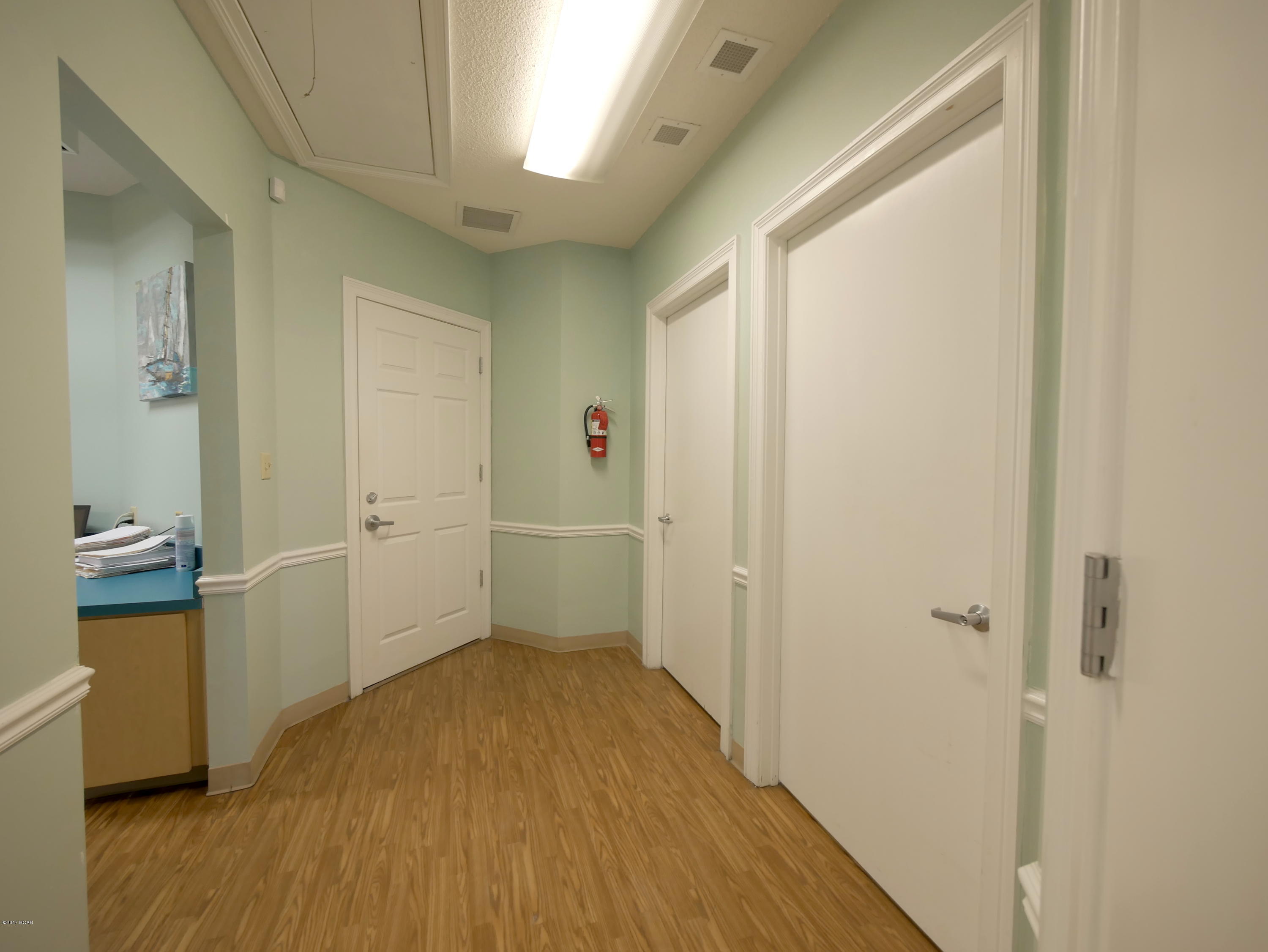 [No Recorded Subdiv] - Commercial Sale