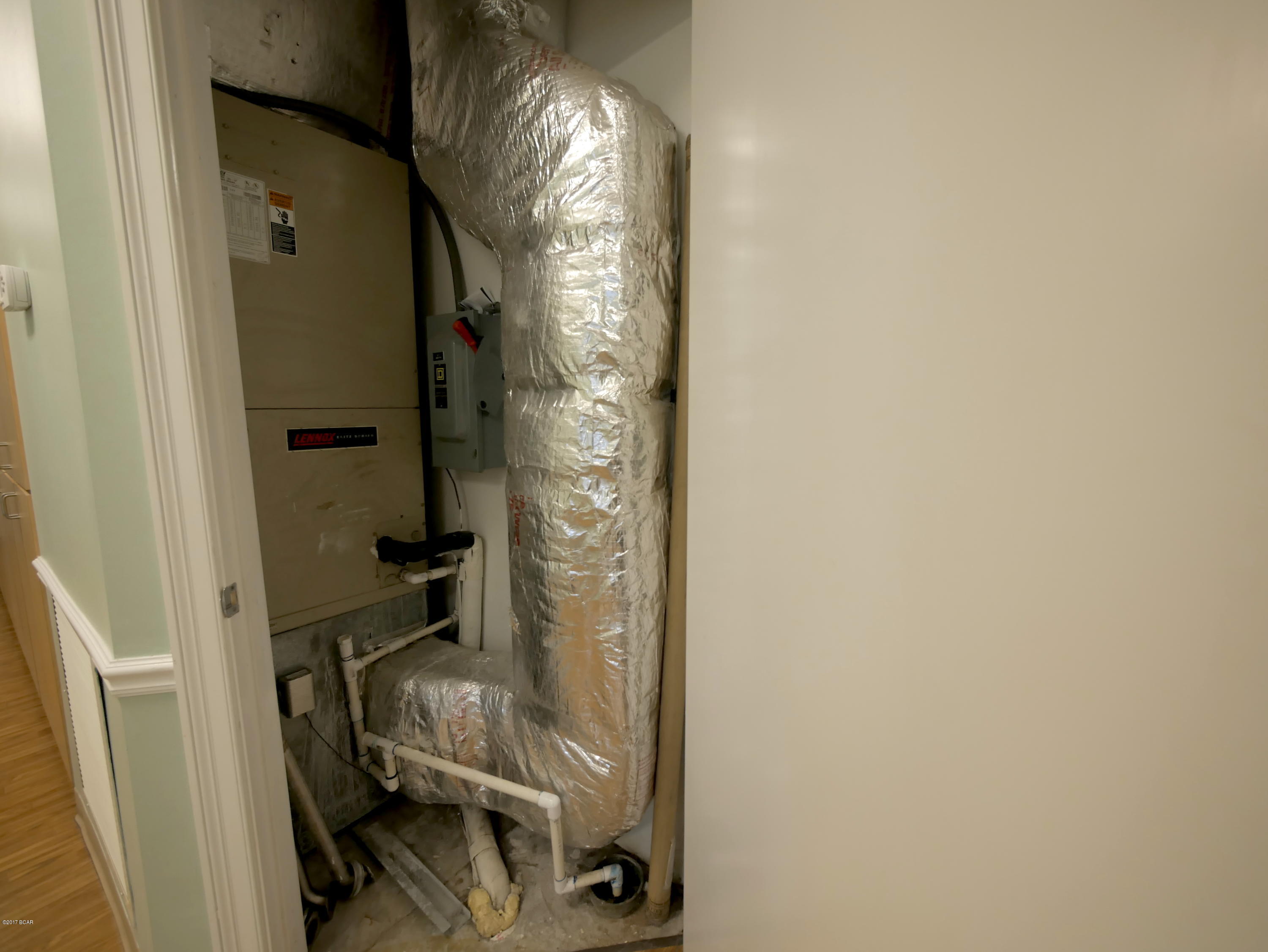 [No Recorded Subdiv] - Commercial Sale