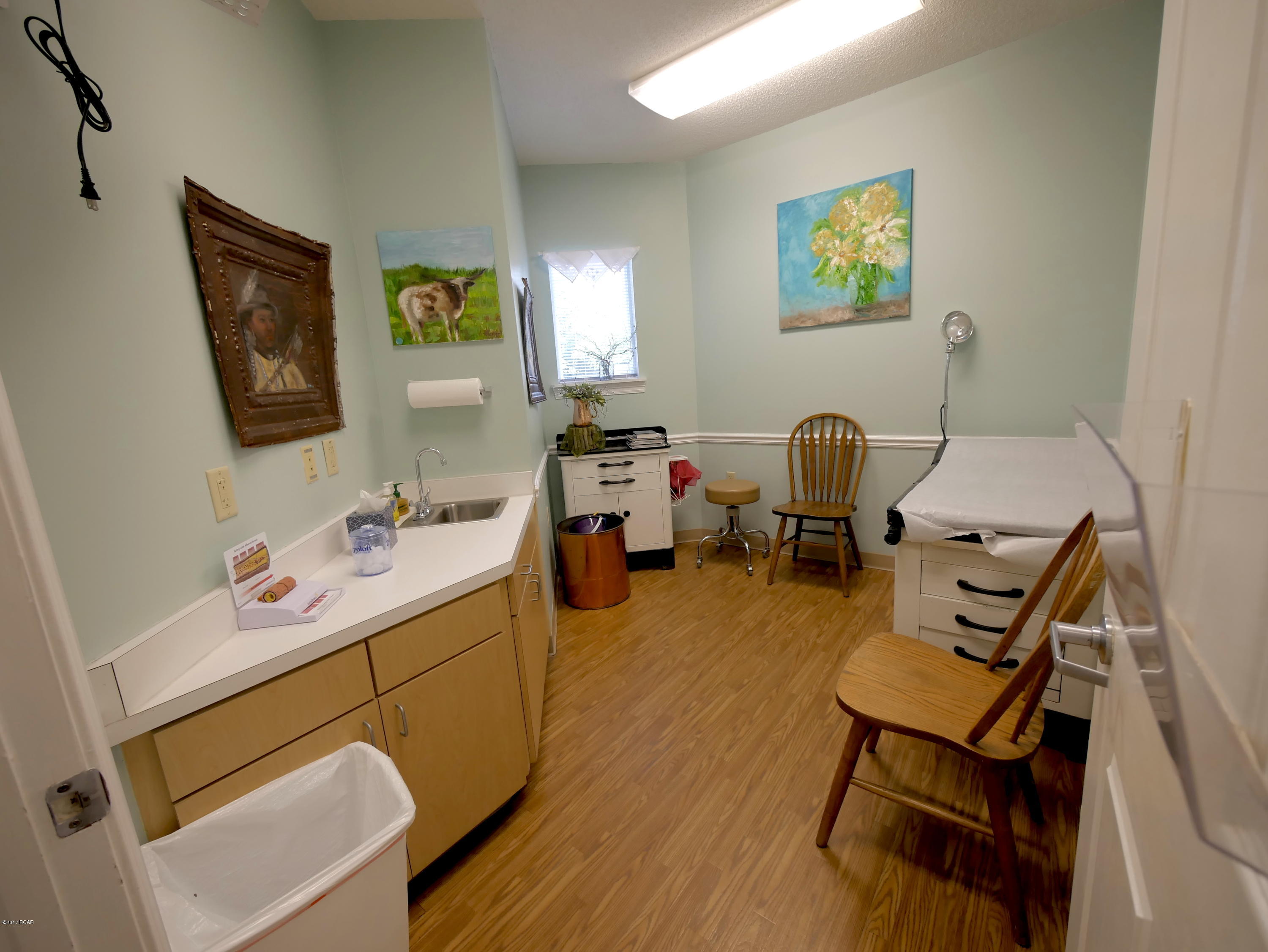 [No Recorded Subdiv] - Commercial Sale