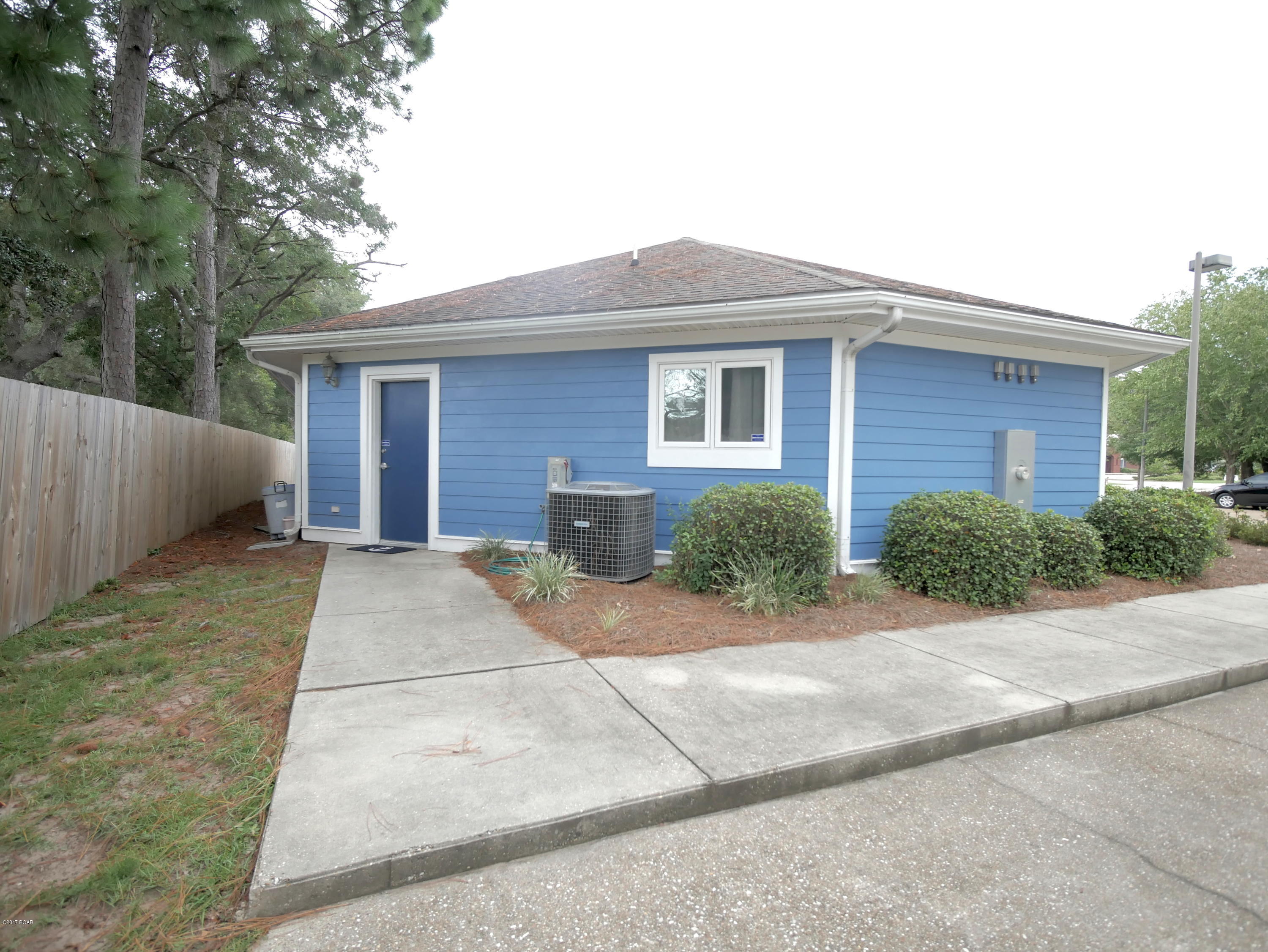 [No Recorded Subdiv] - Commercial Sale