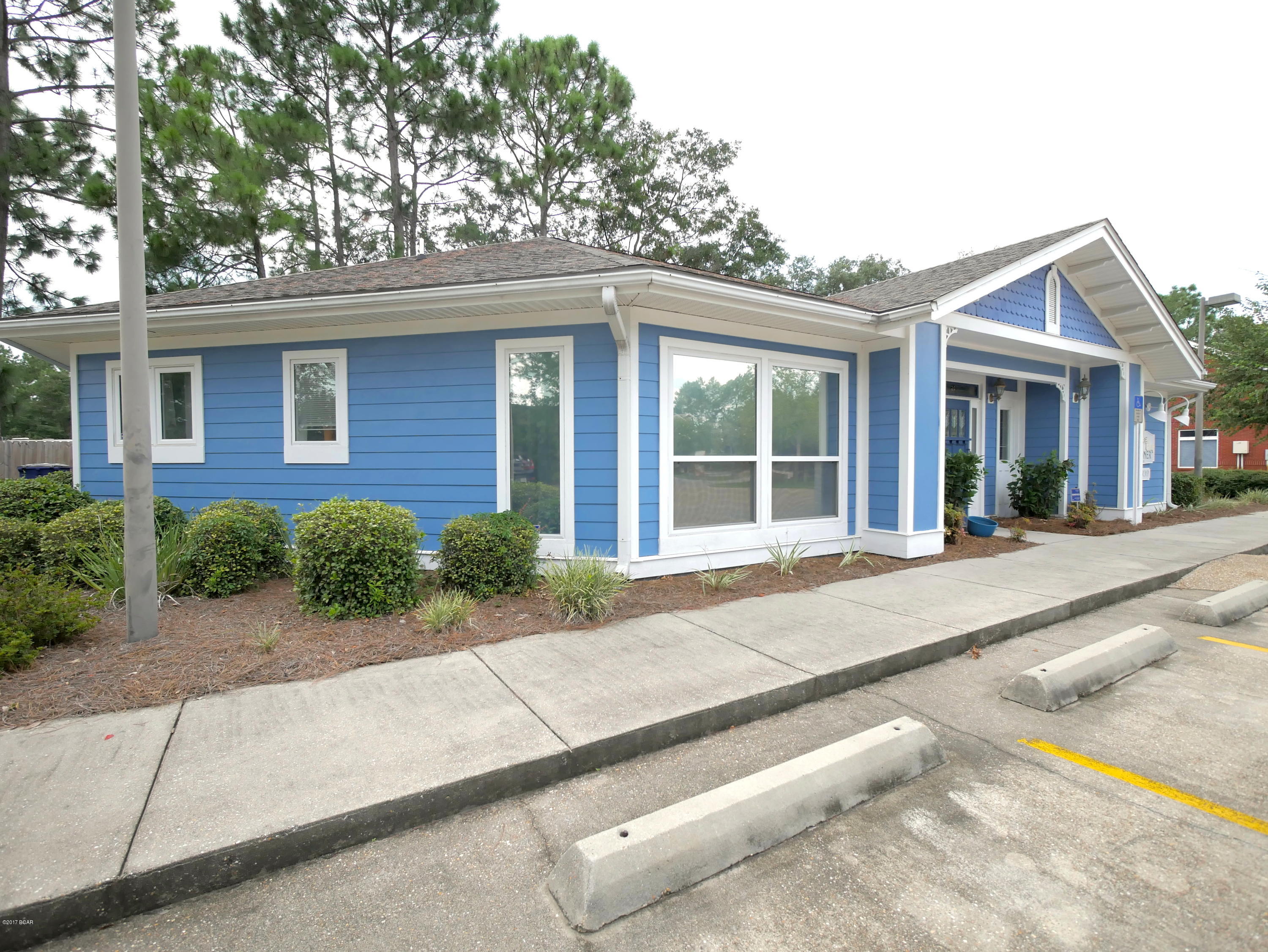 [No Recorded Subdiv] - Commercial Sale