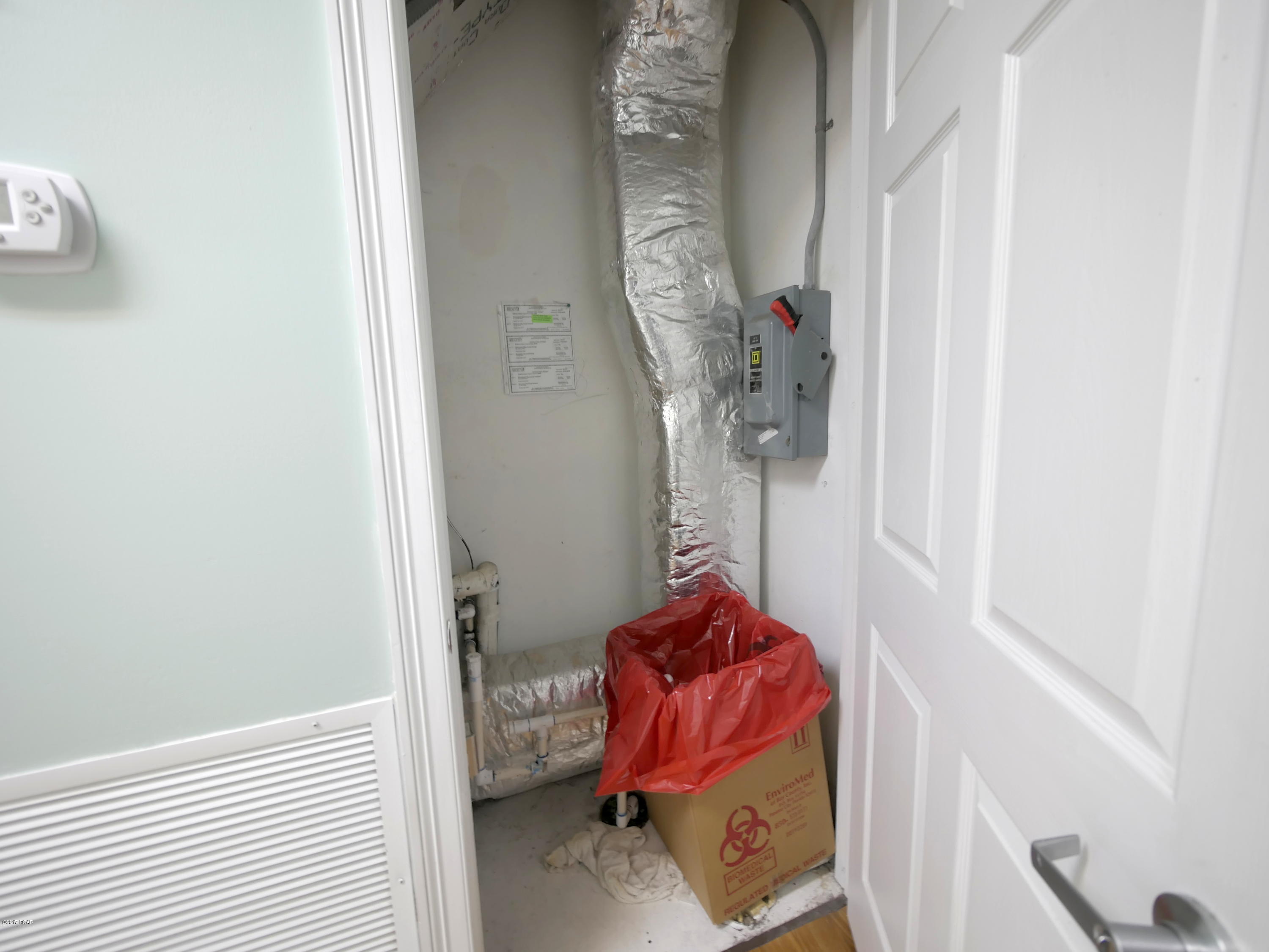 [No Recorded Subdiv] - Commercial Sale