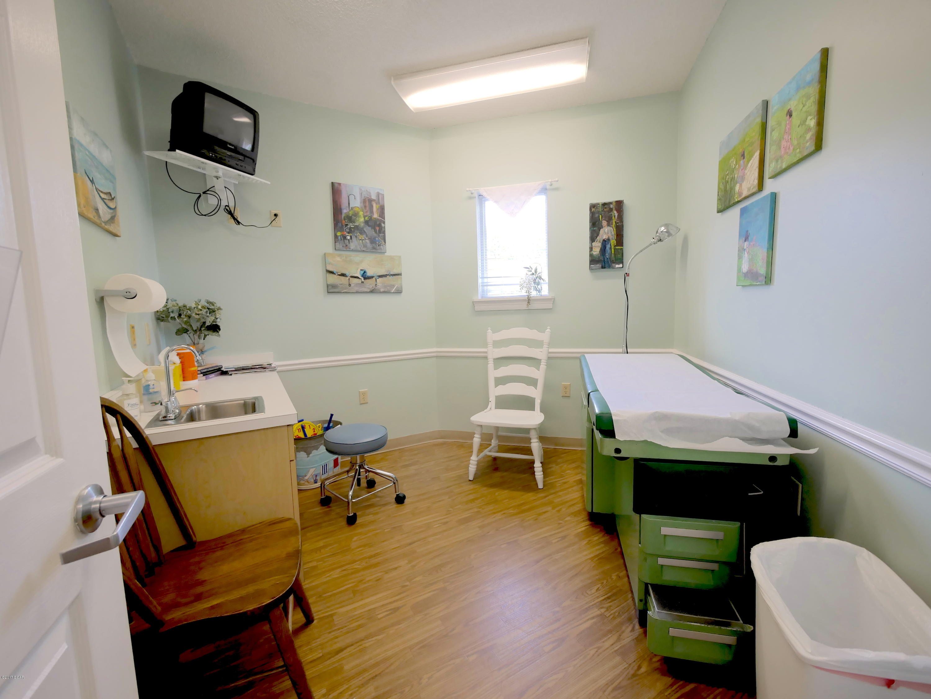 [No Recorded Subdiv] - Commercial Sale