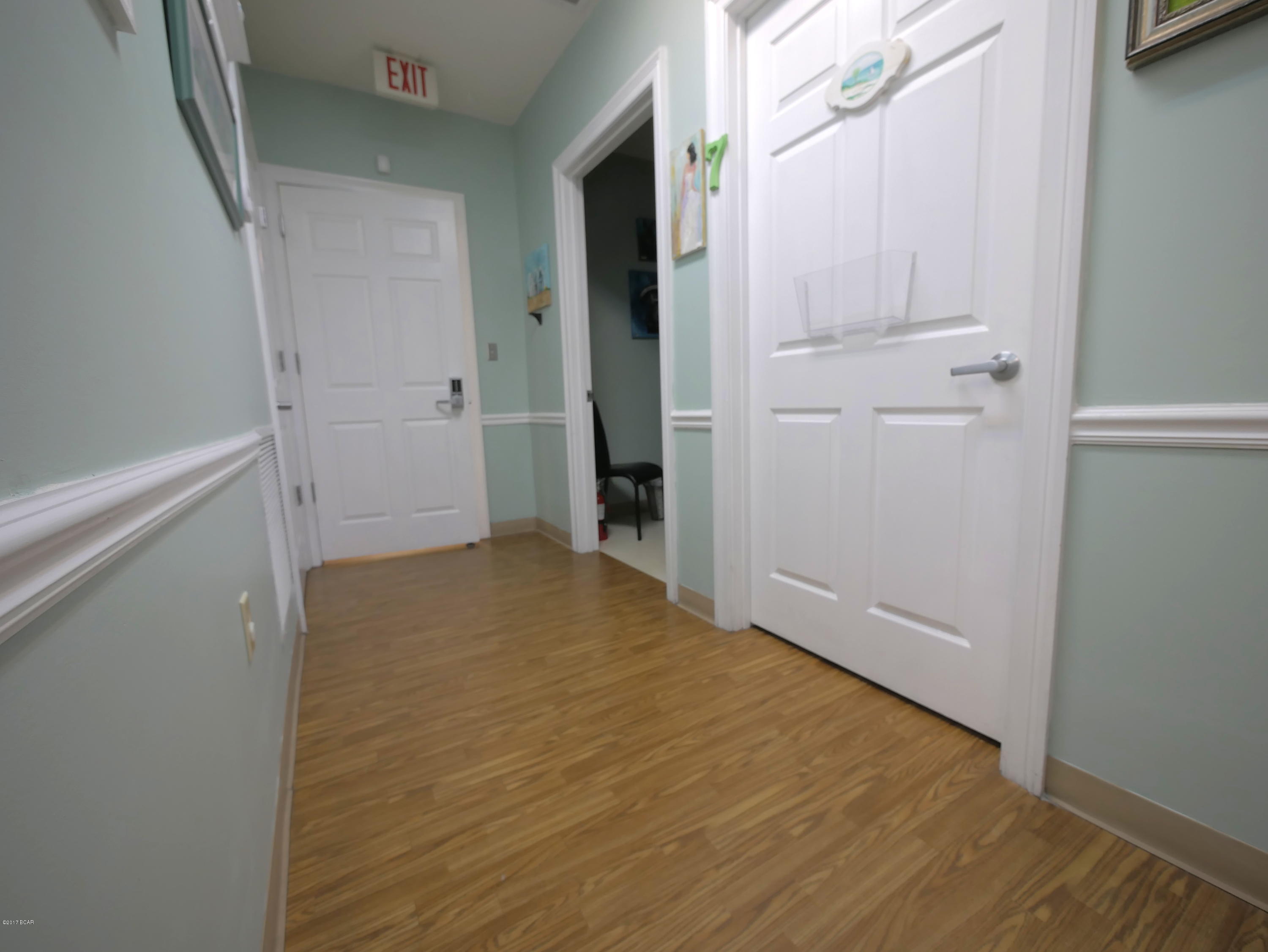 [No Recorded Subdiv] - Commercial Sale