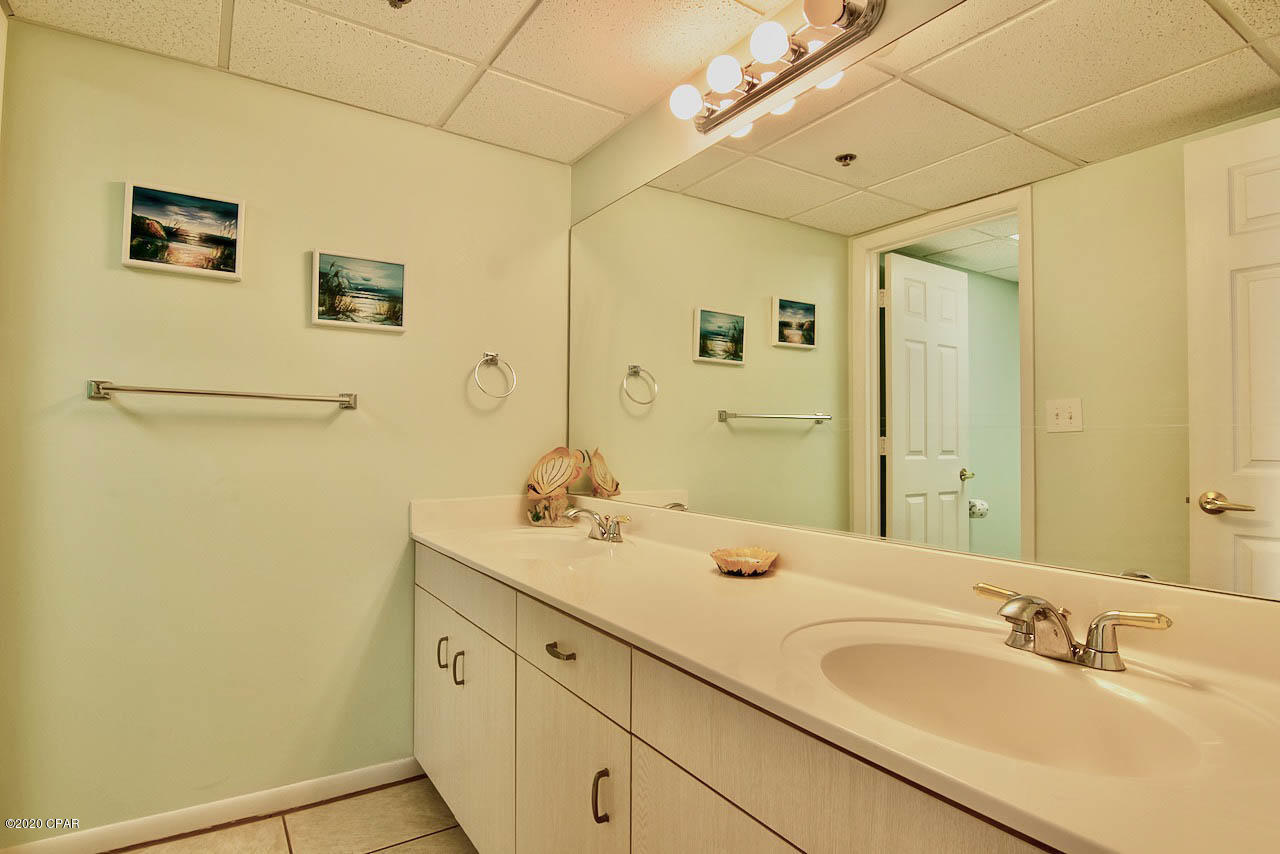 Long Beach Towers I - Residential