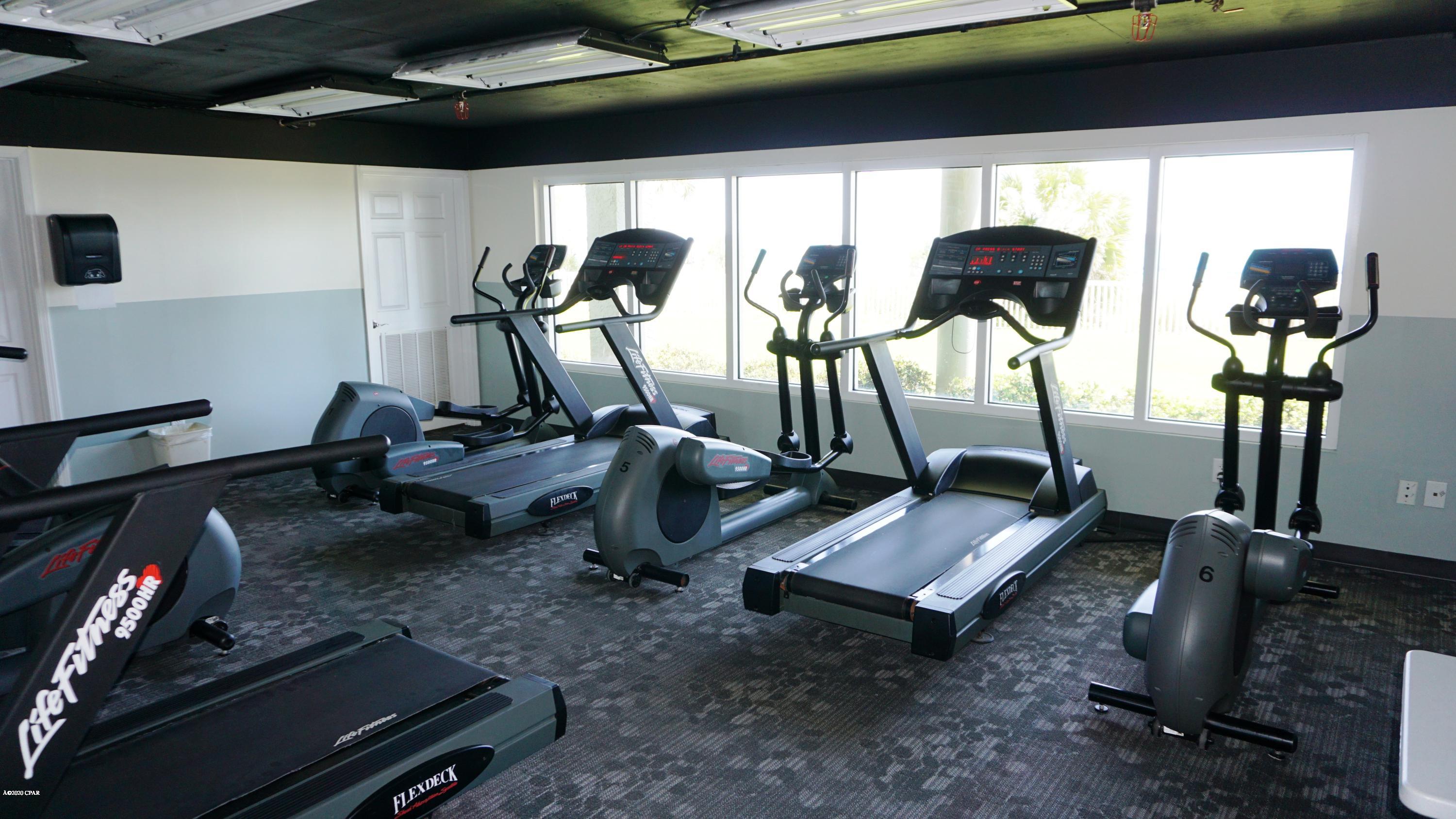 Long Beach Towers I - Residential