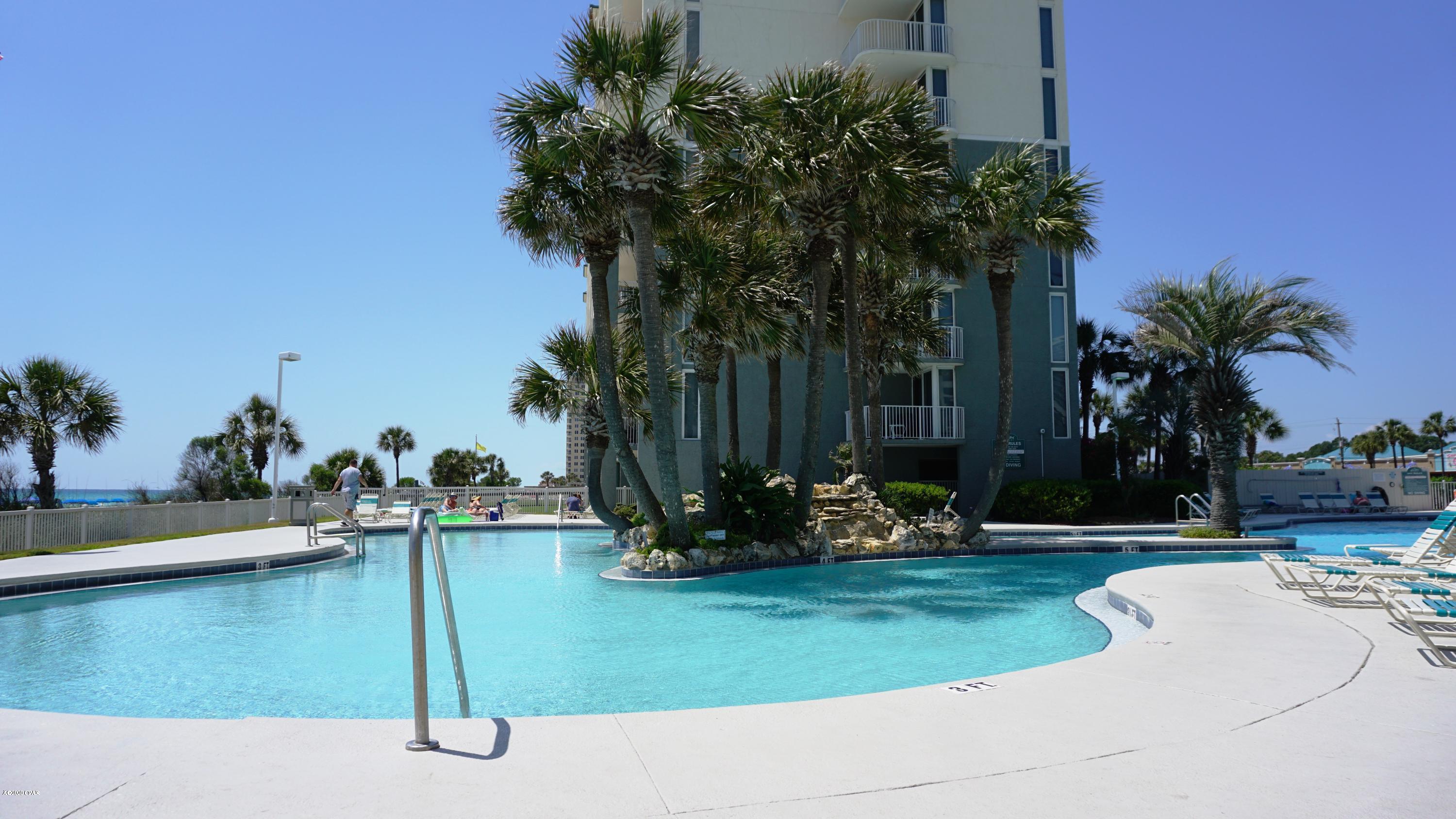 Long Beach Towers I - Residential