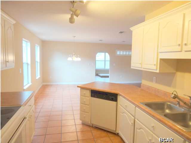 Pine Tree Place Unit 2 - Residential