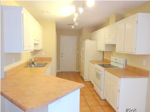 Pine Tree Place Unit 2 - Residential