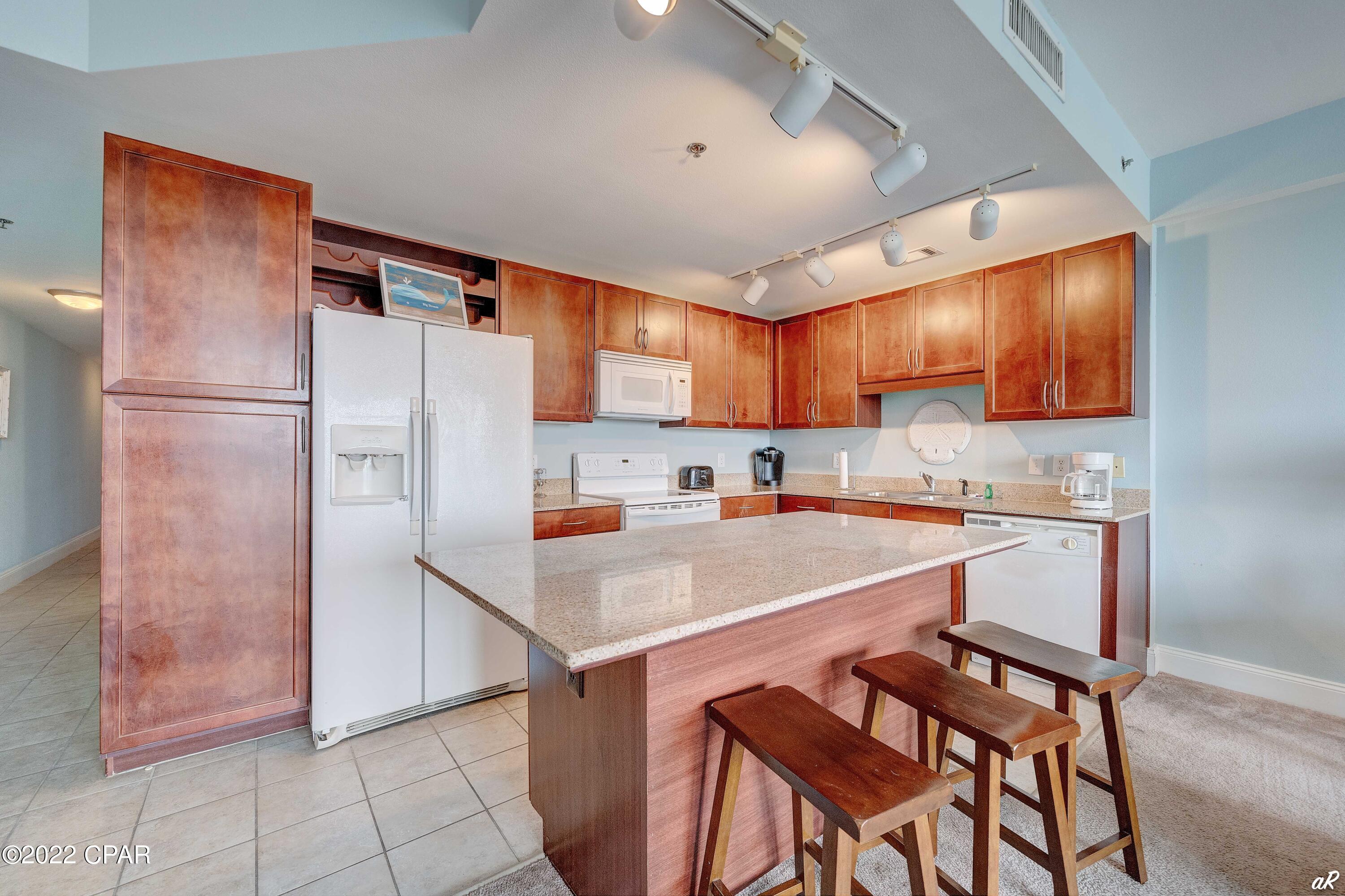 Laketown Wharf - Residential