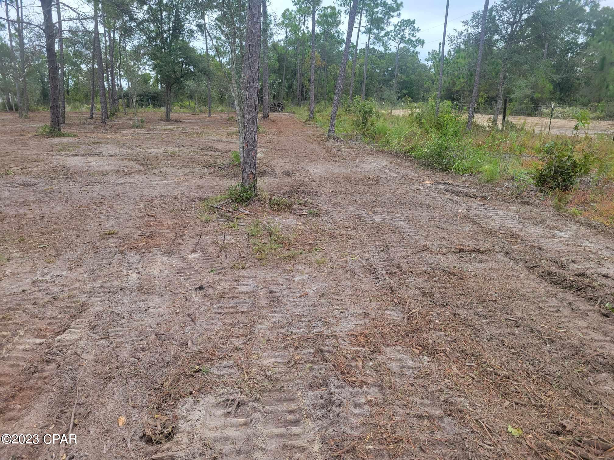 [No Recorded Subdiv] - Land