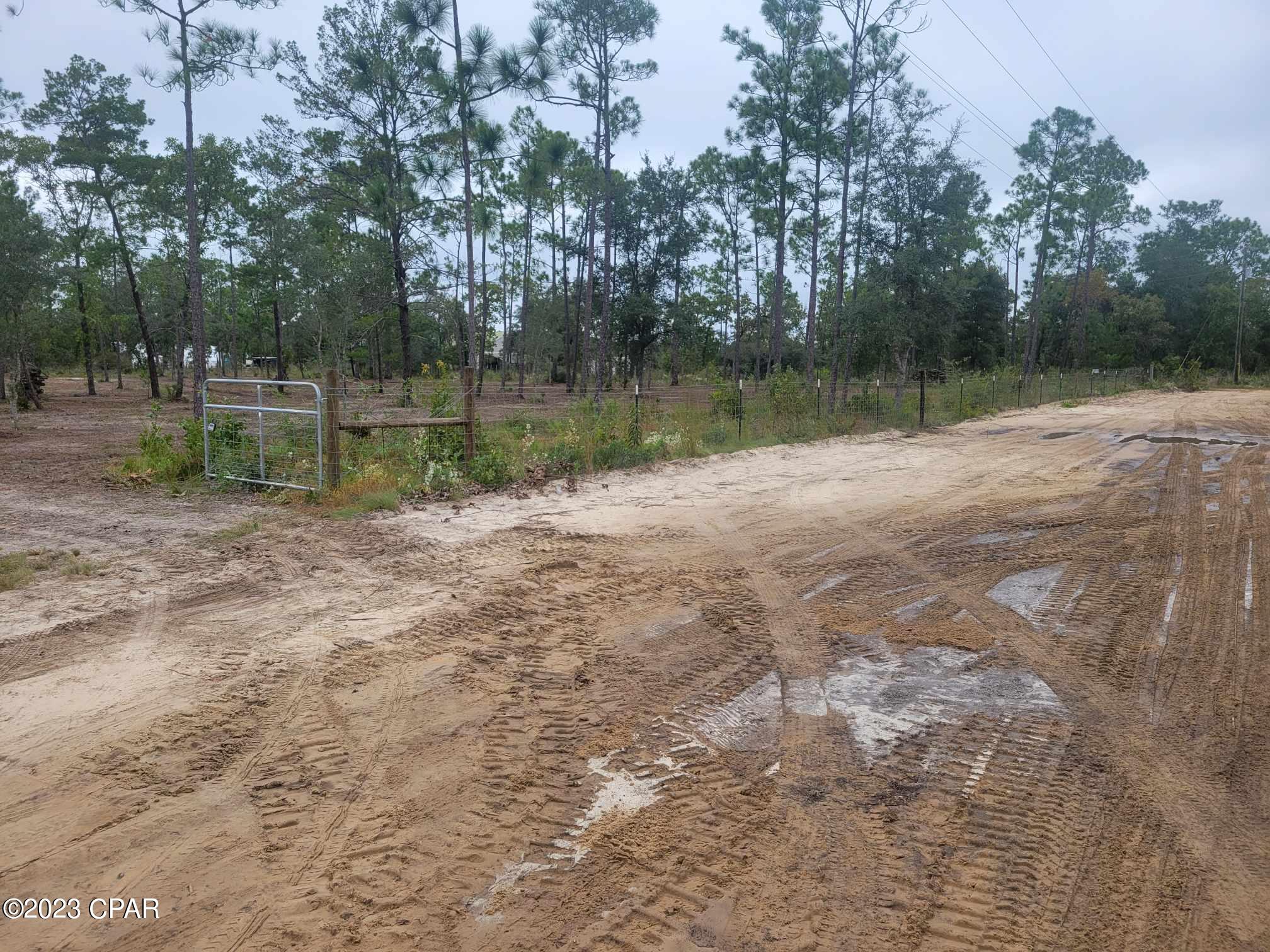 [No Recorded Subdiv] - Land