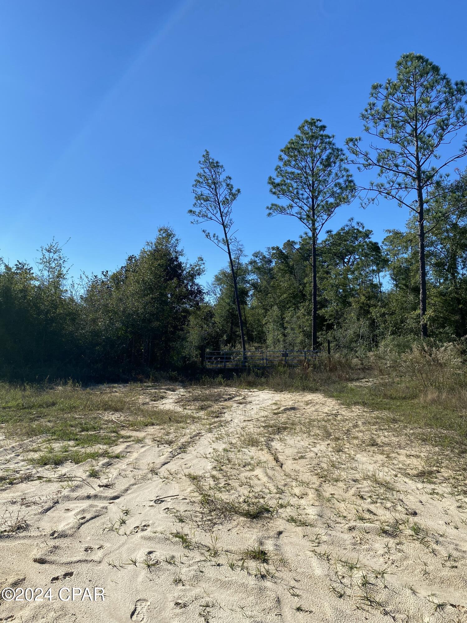 [No Recorded Subdiv] - Land