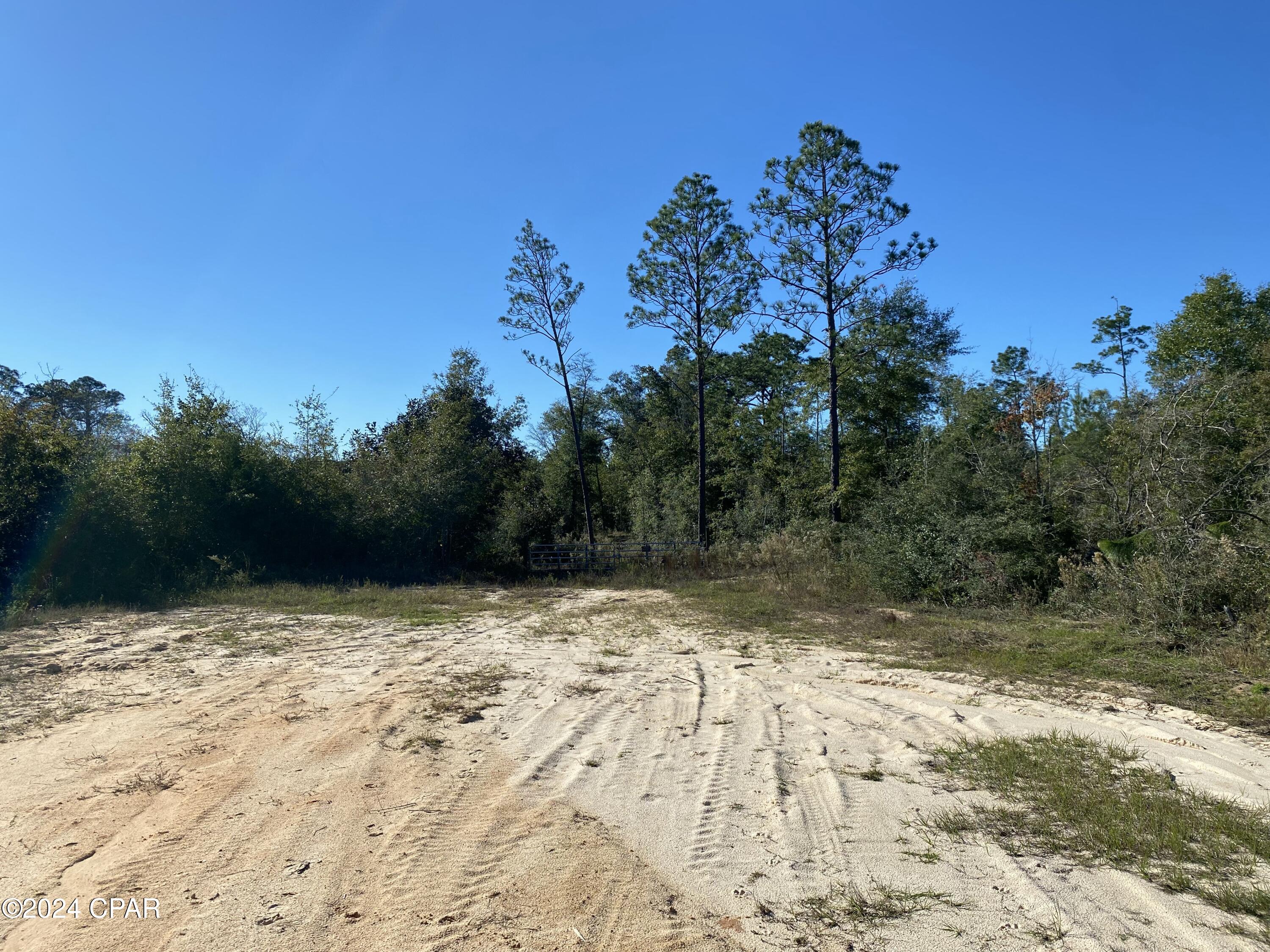 [No Recorded Subdiv] - Land