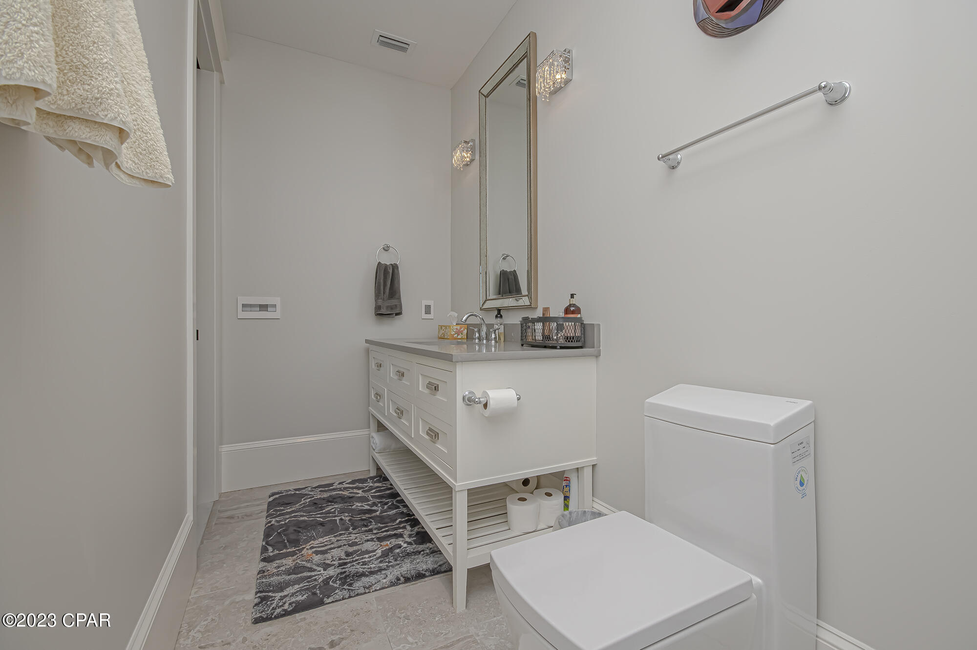 Lake Merial - Residential