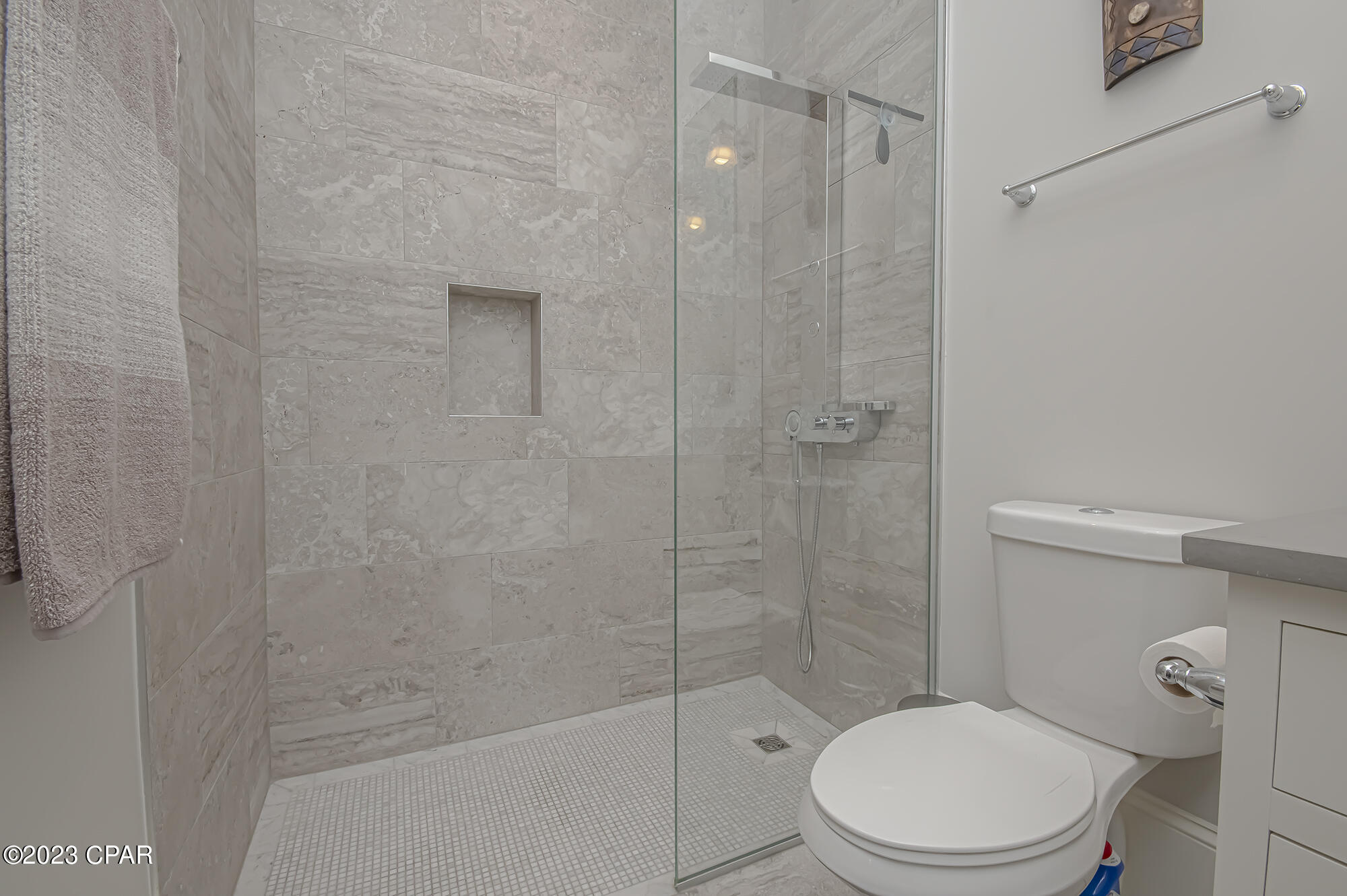 Lake Merial - Residential