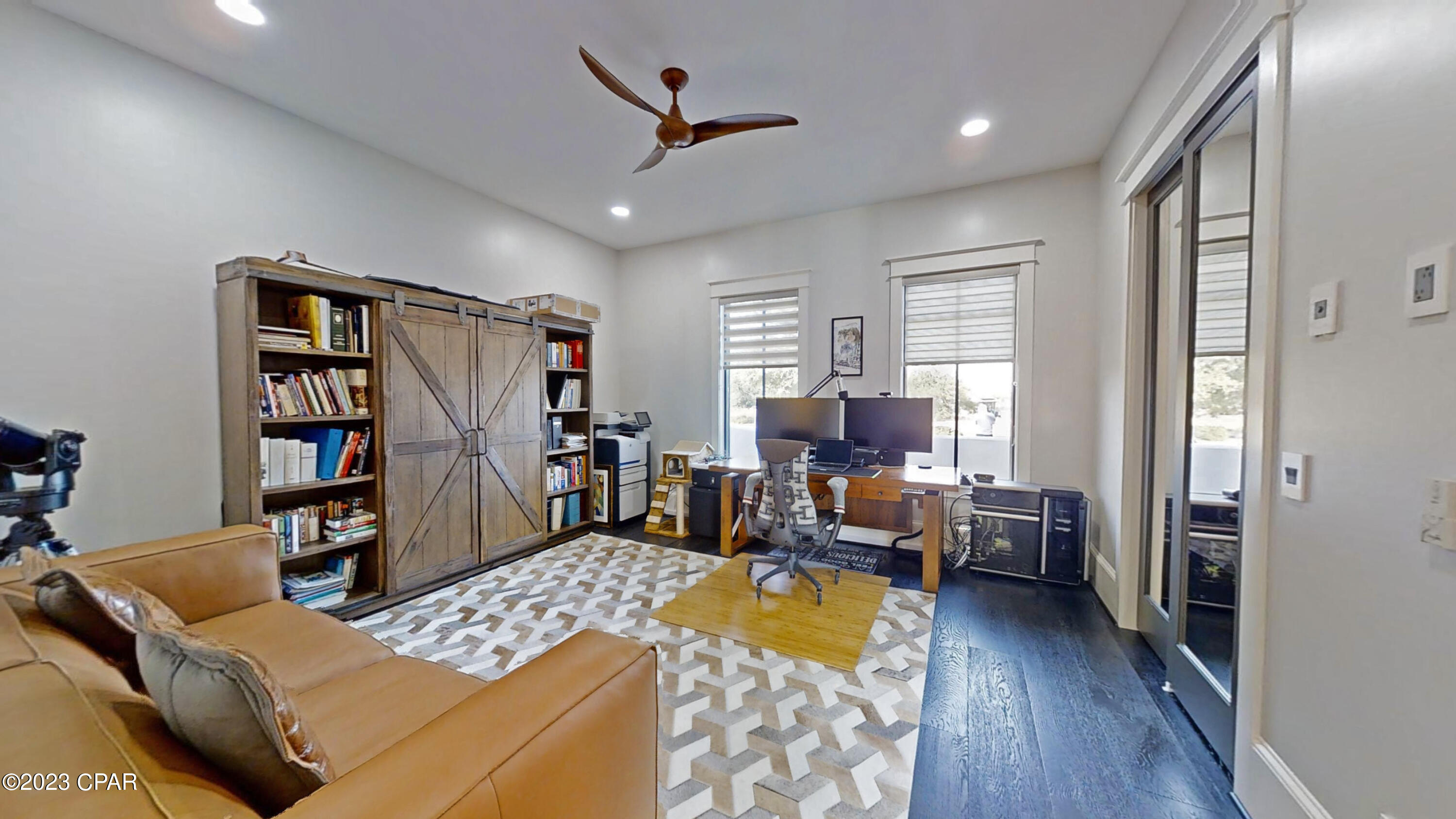 Lake Merial - Residential