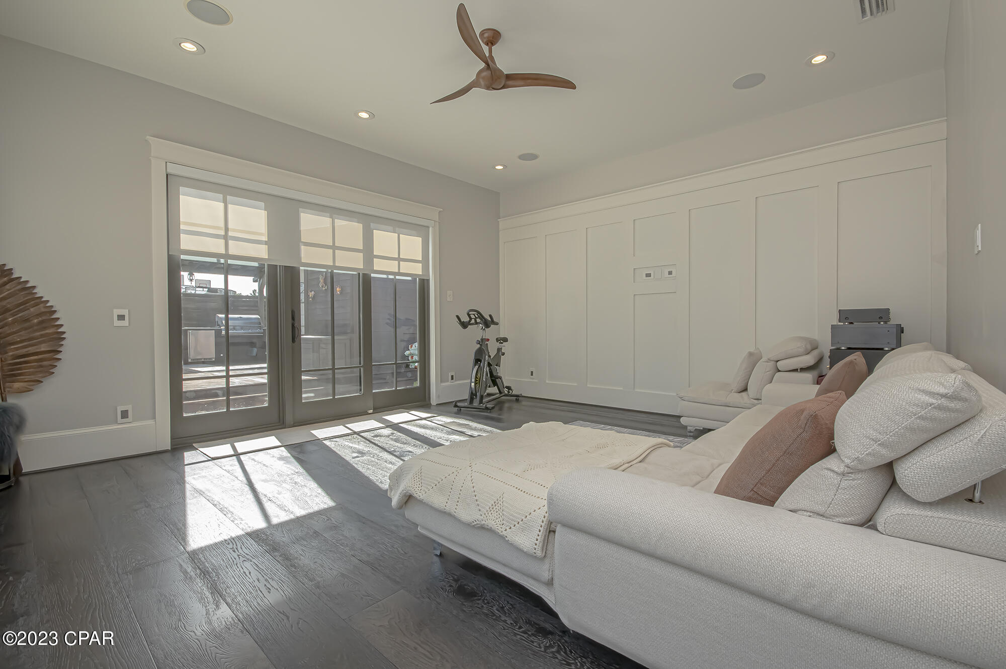 Lake Merial - Residential