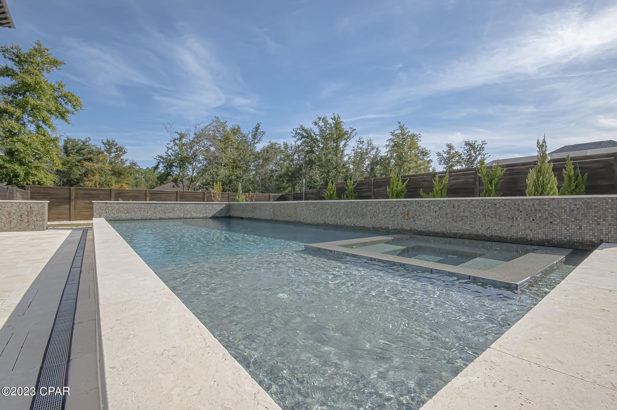 Lake Merial - Residential