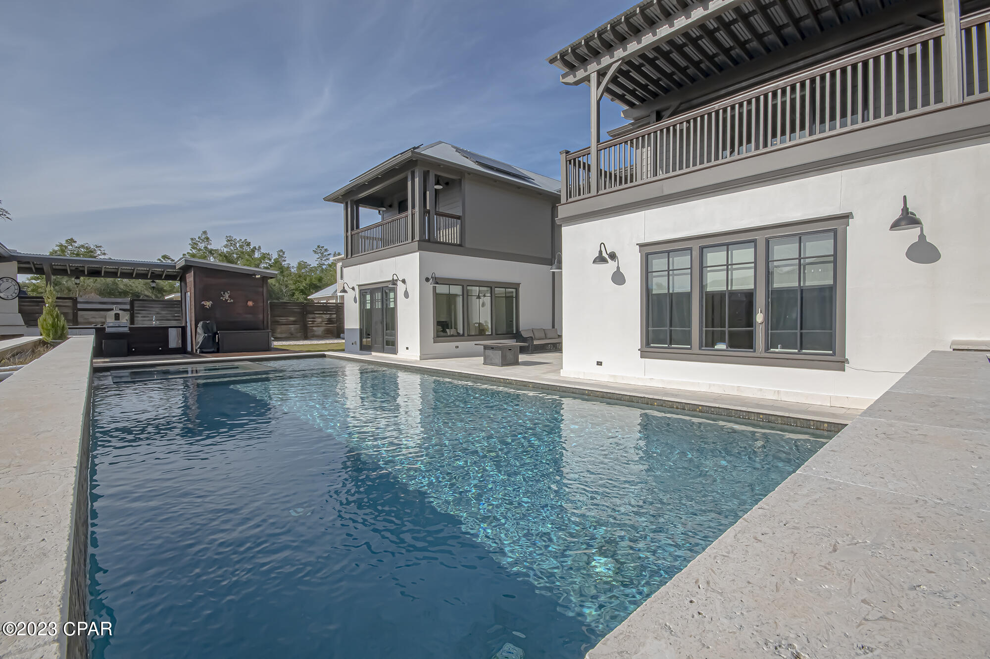 Lake Merial - Residential