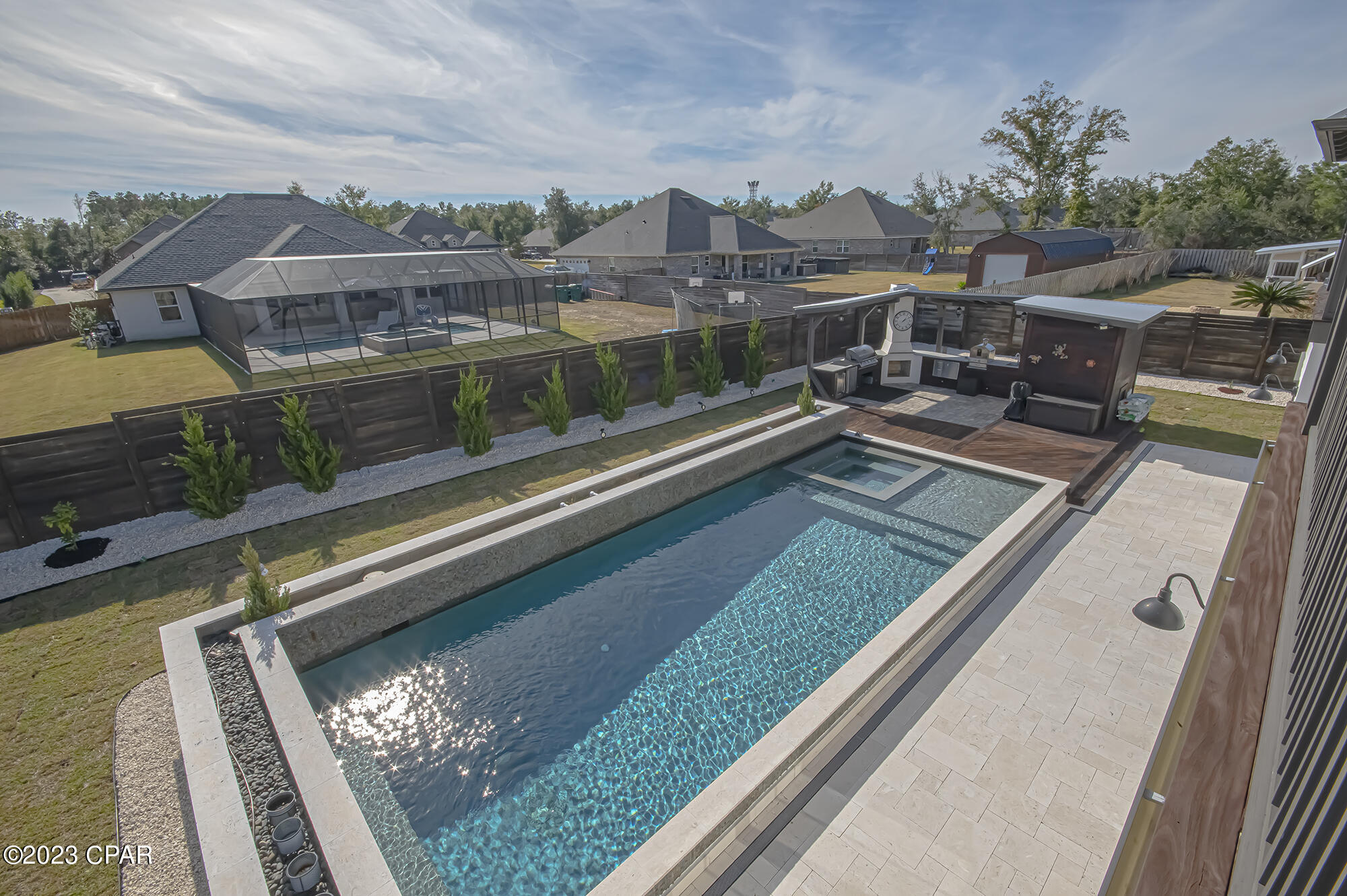 Lake Merial - Residential