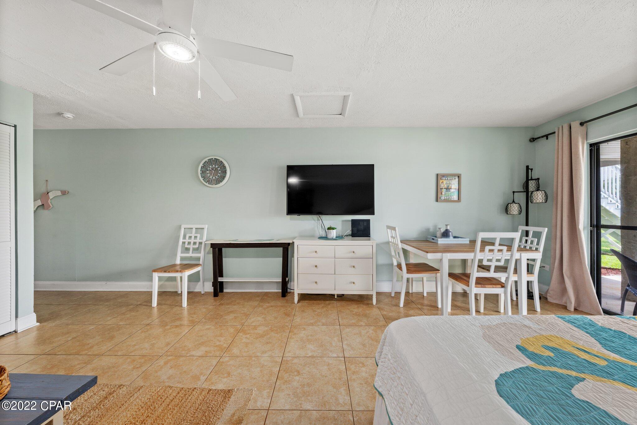 Lullwater Beach - Residential