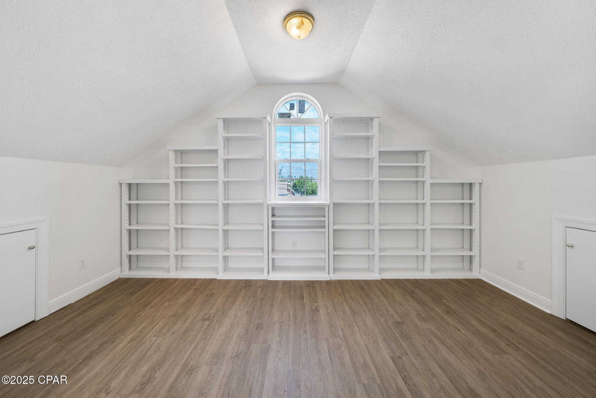 Kings Point - Residential