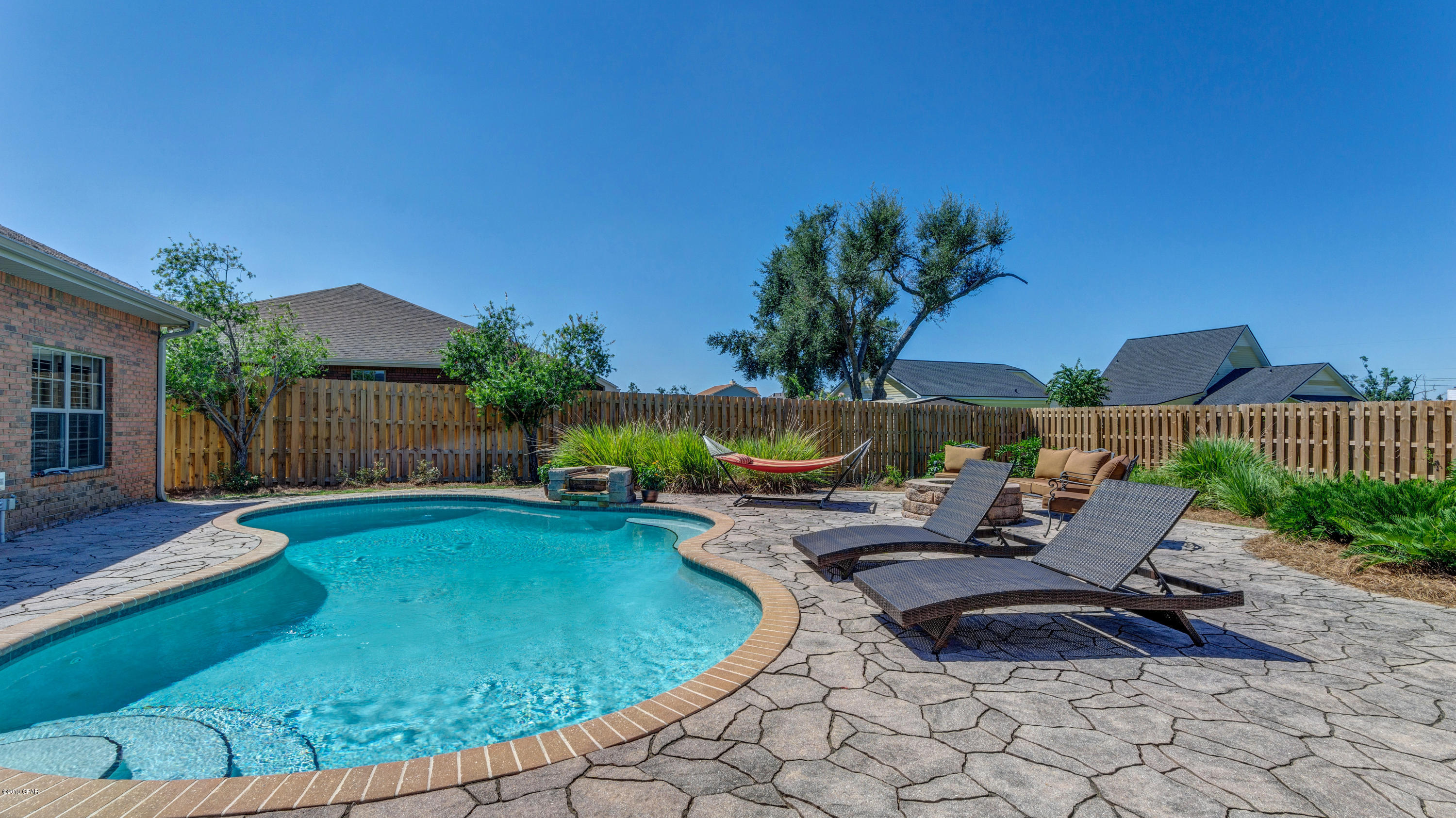 Huntington Ridge - Residential