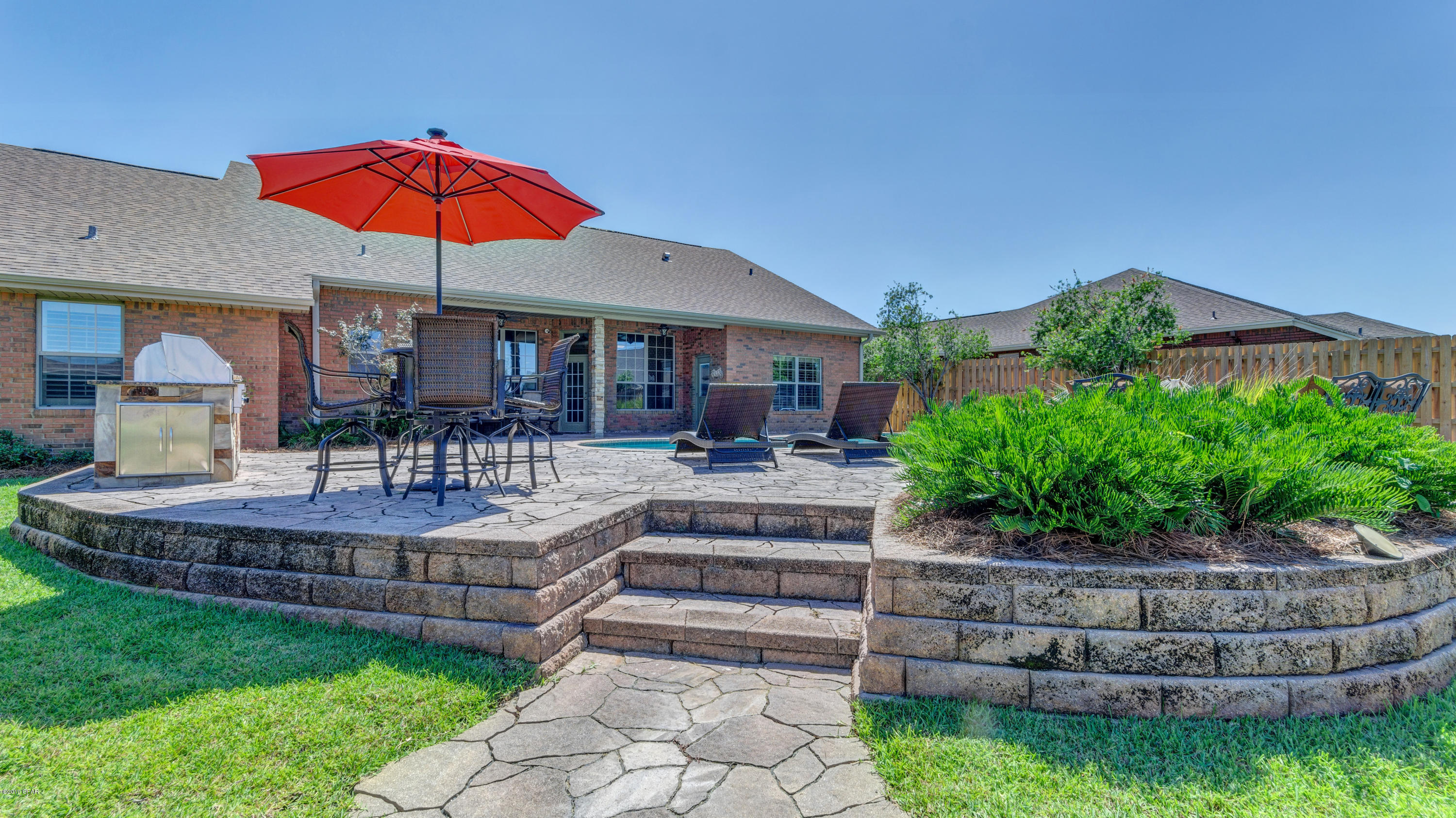 Huntington Ridge - Residential