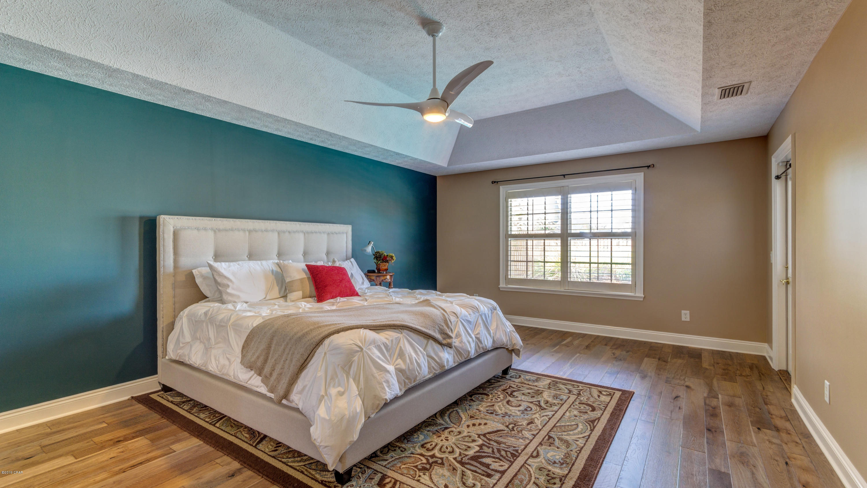 Huntington Ridge - Residential