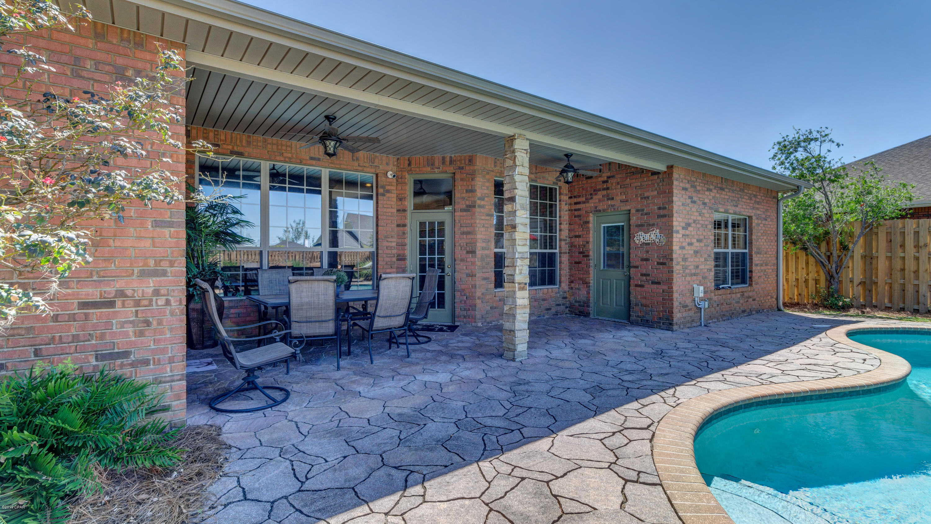 Huntington Ridge - Residential