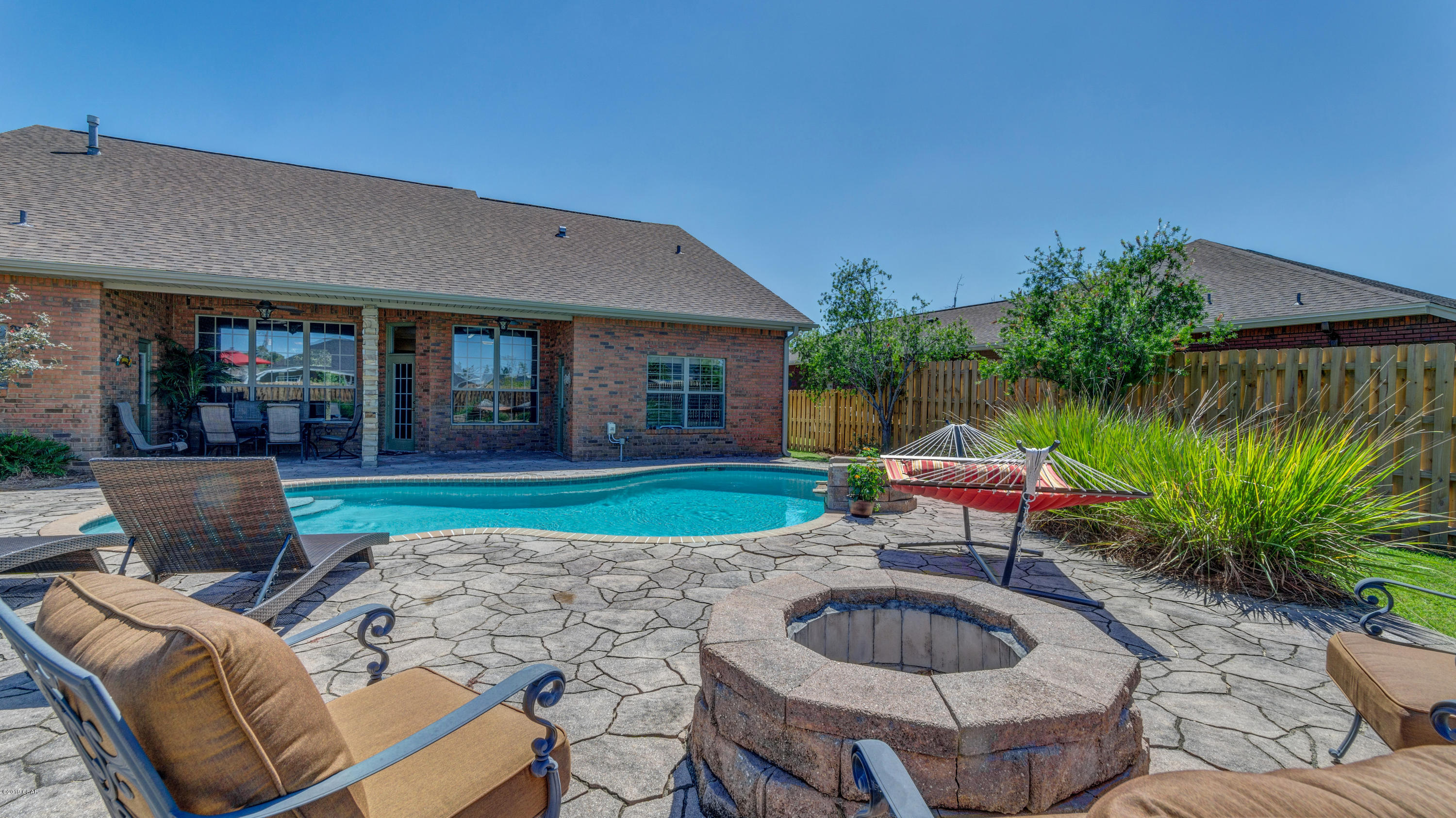 Huntington Ridge - Residential