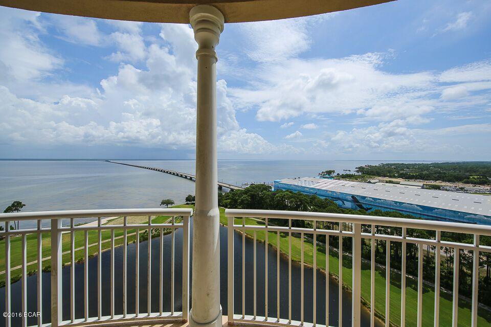 One Water Place At Kelly Plantation - Residential