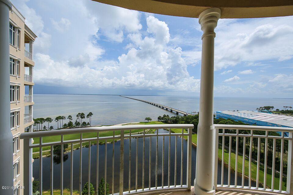 One Water Place At Kelly Plantation - Residential