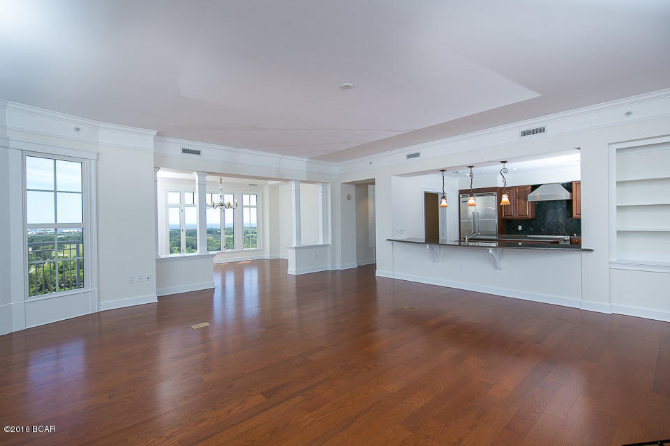 One Water Place At Kelly Plantation - Residential