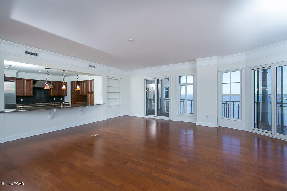 One Water Place At Kelly Plantation - Residential