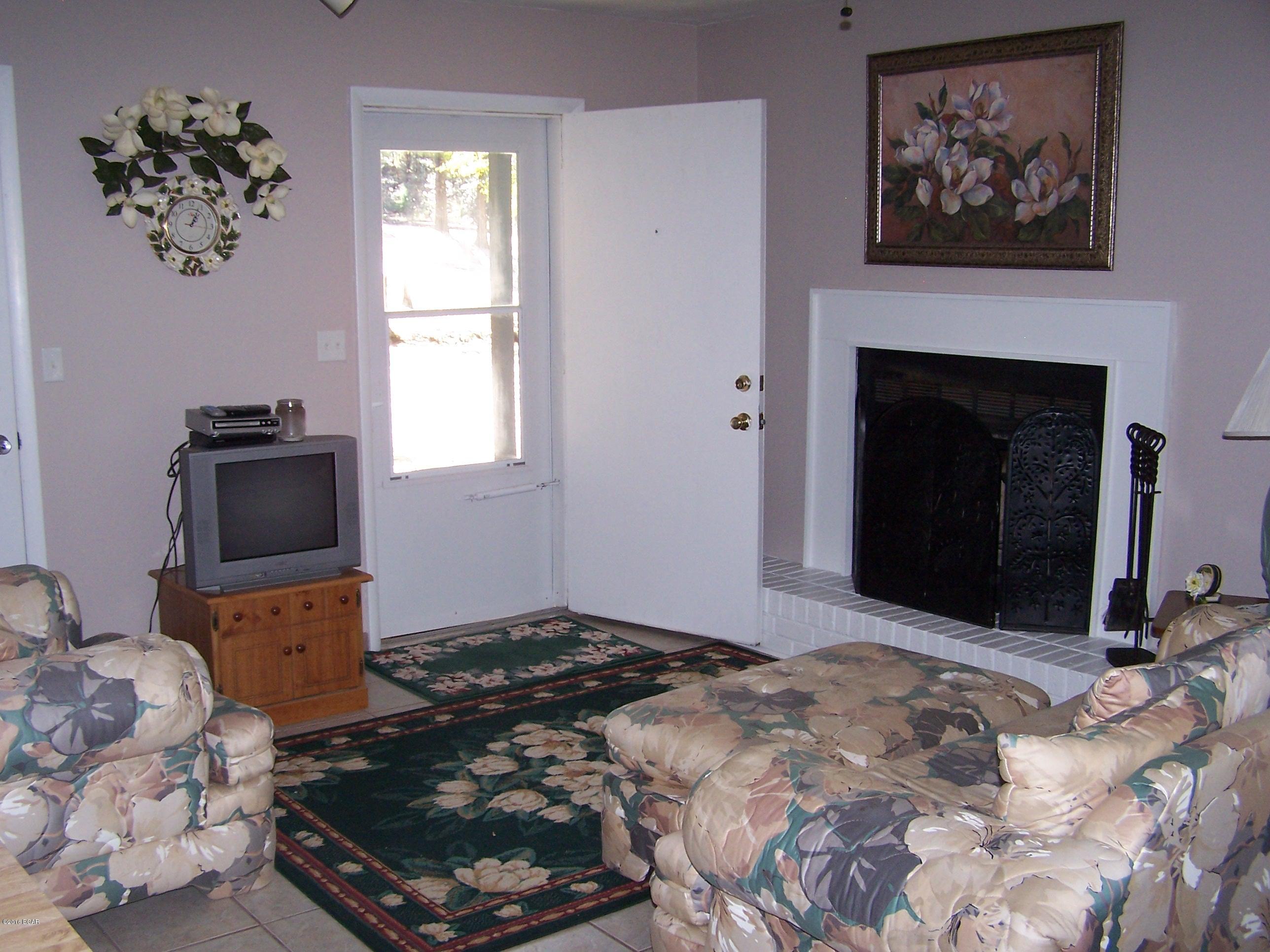 Dogwood Lakes - Residential