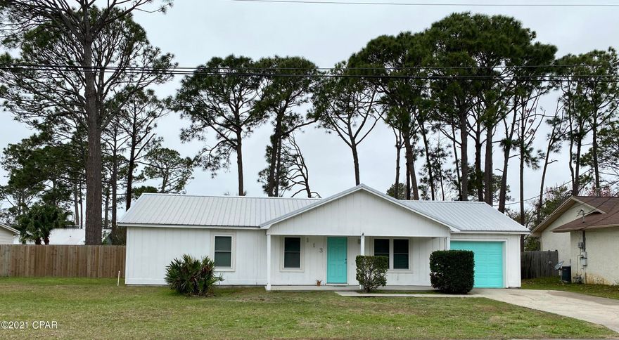 What a great new home for a family. You will love the home situated on a cul-de-sac street. You will find great new friends and neighbors and the opportunity to meet them all. Plenty of out-door space for the kids to play. An enormous back yard, the sky is the limit here. Come see this well maintained home before it is sold. 3 Bedroom, 2 Bath