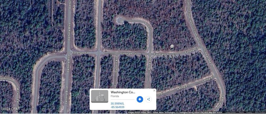 Nice building lots for single-family homes in the quickly growing subdivision of Sunny Hills!! ...what are you waiting for...Sunny Hills boasts the magnificent Sunny Hills Golf and Country Club!! No time frame to build in...homes only subdivision, no mobile homes...no HOA!! Come build your dream home now!! Don't miss out, call today!!!