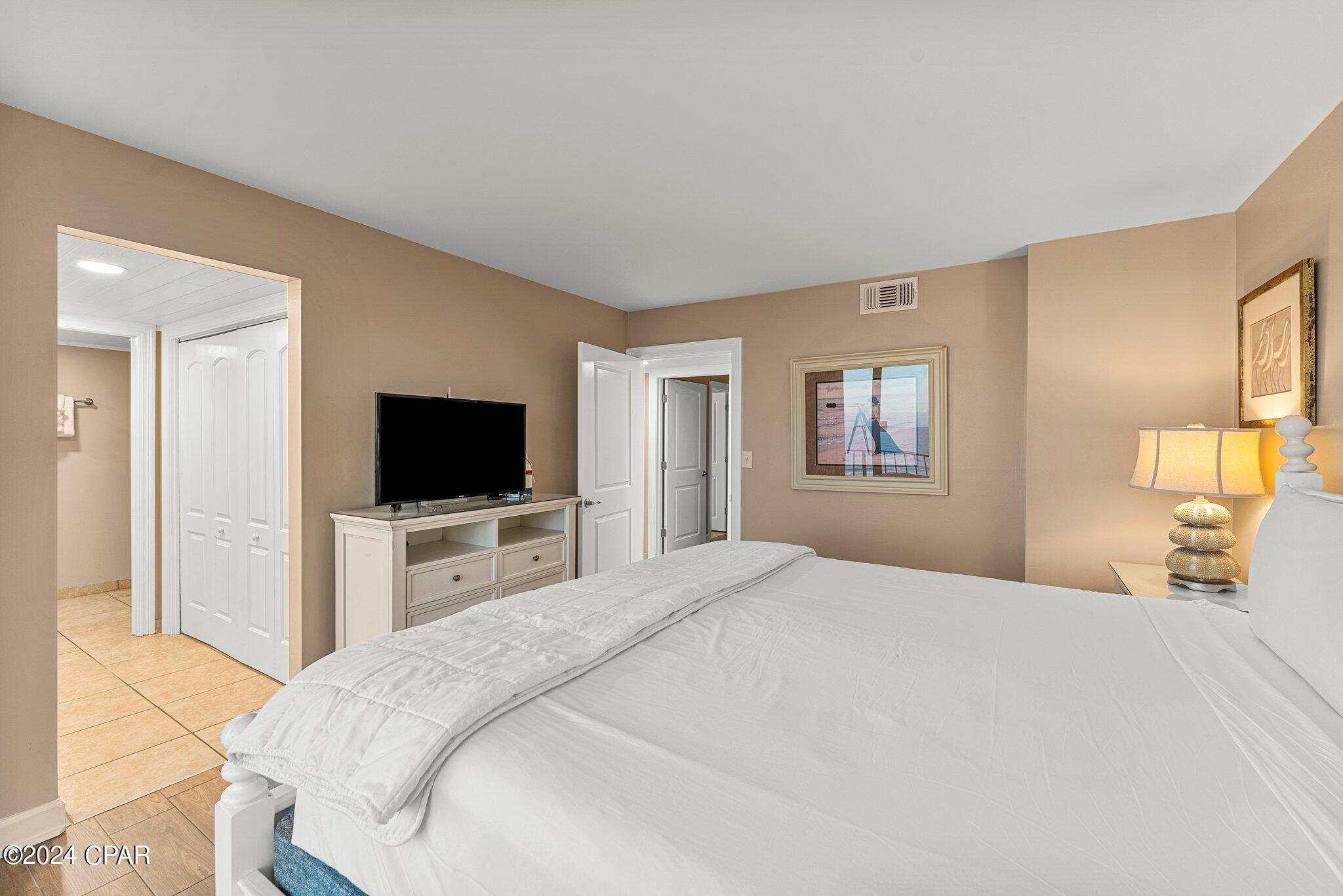 Edgewater Tower II - Residential