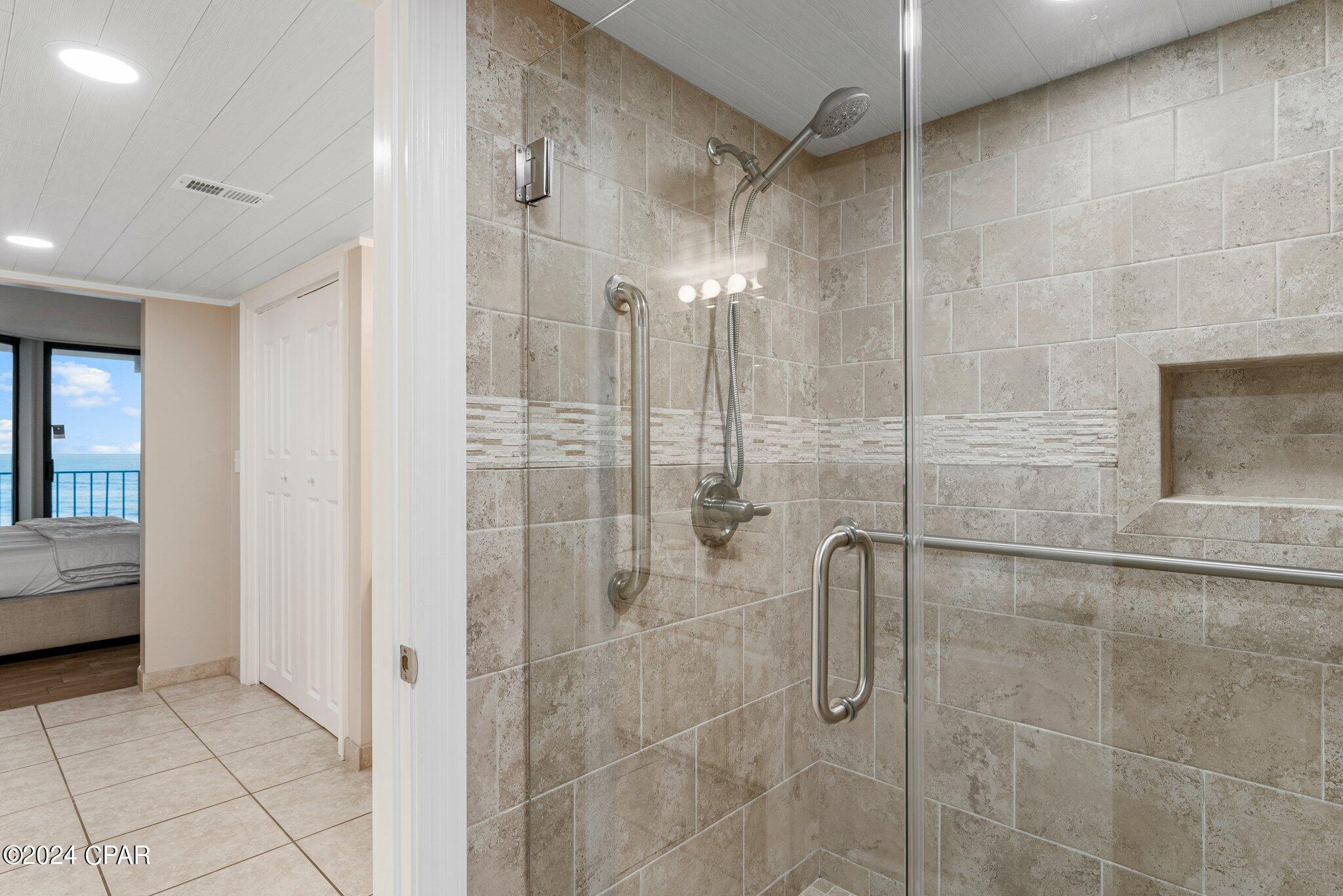 Edgewater Tower II - Residential