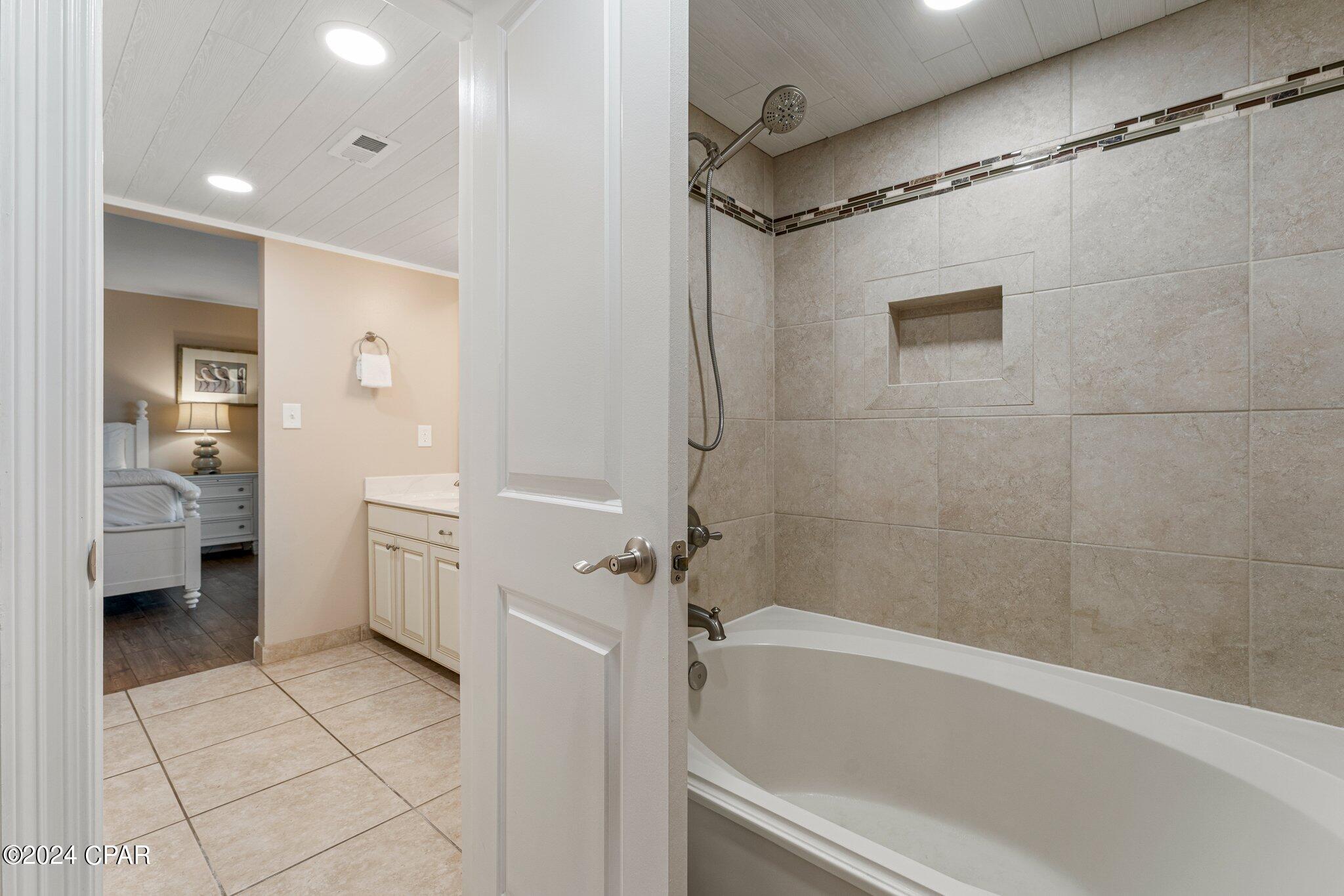 Edgewater Tower II - Residential