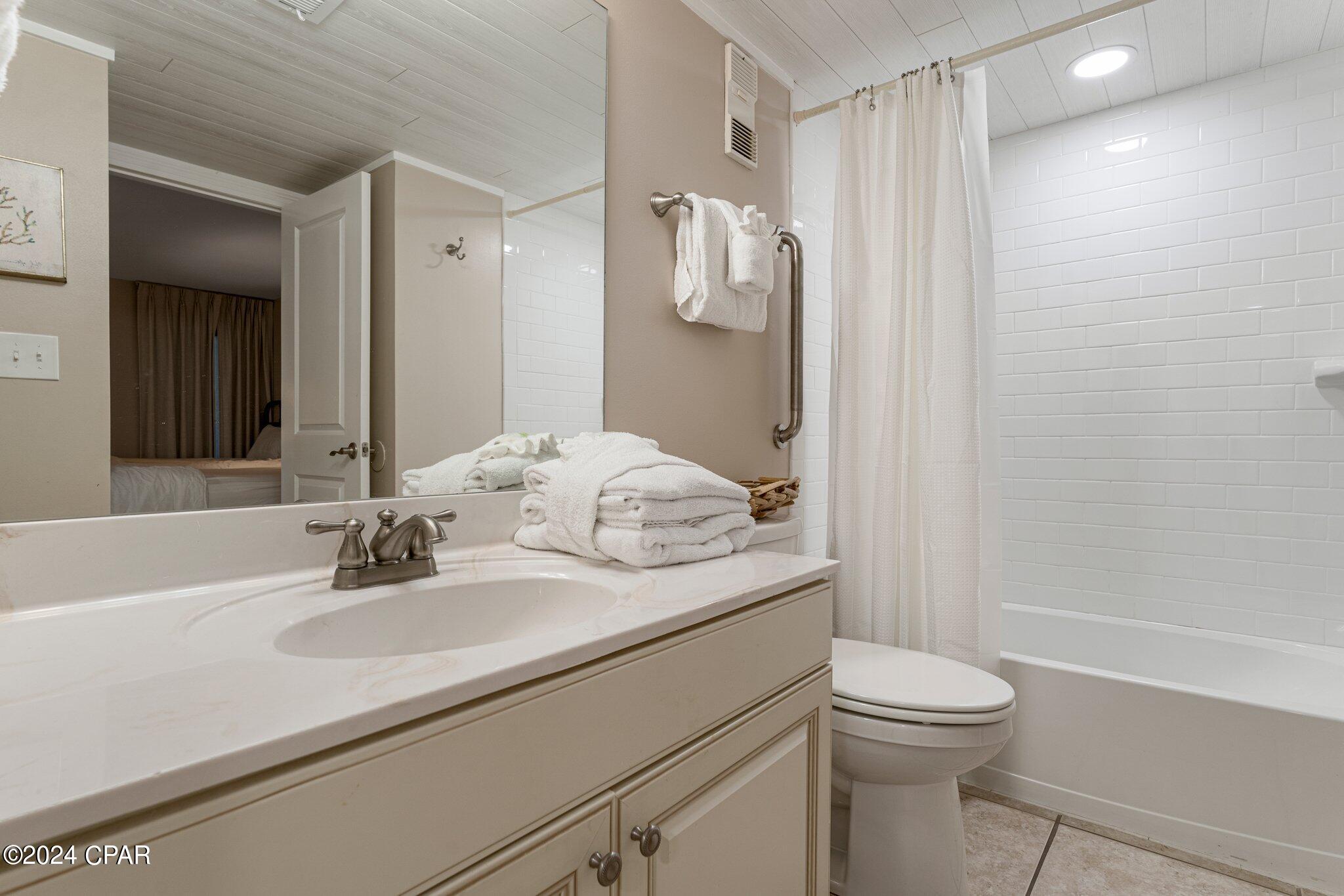 Edgewater Tower II - Residential