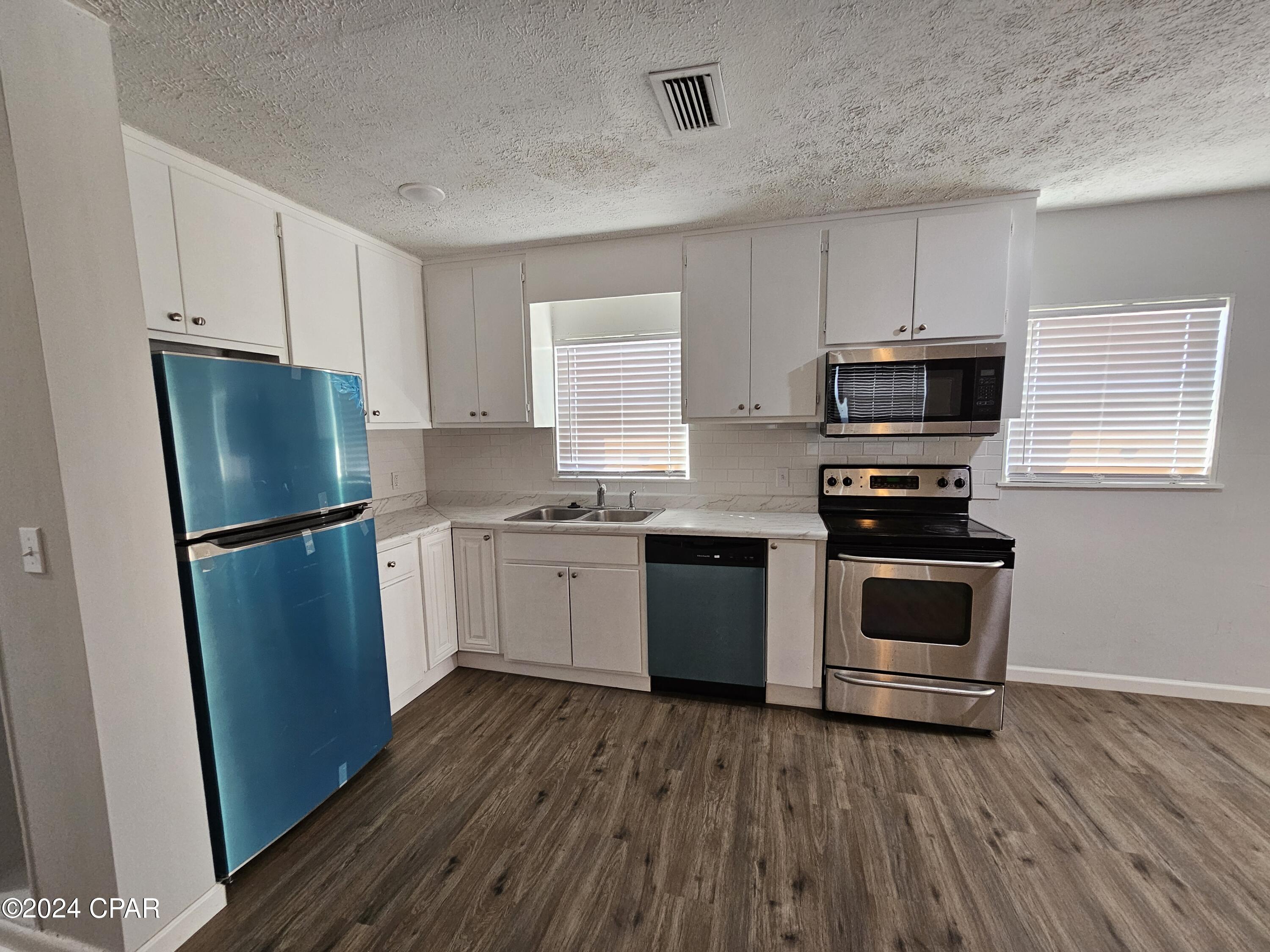 Martin Bayou Est U-2 - Residential