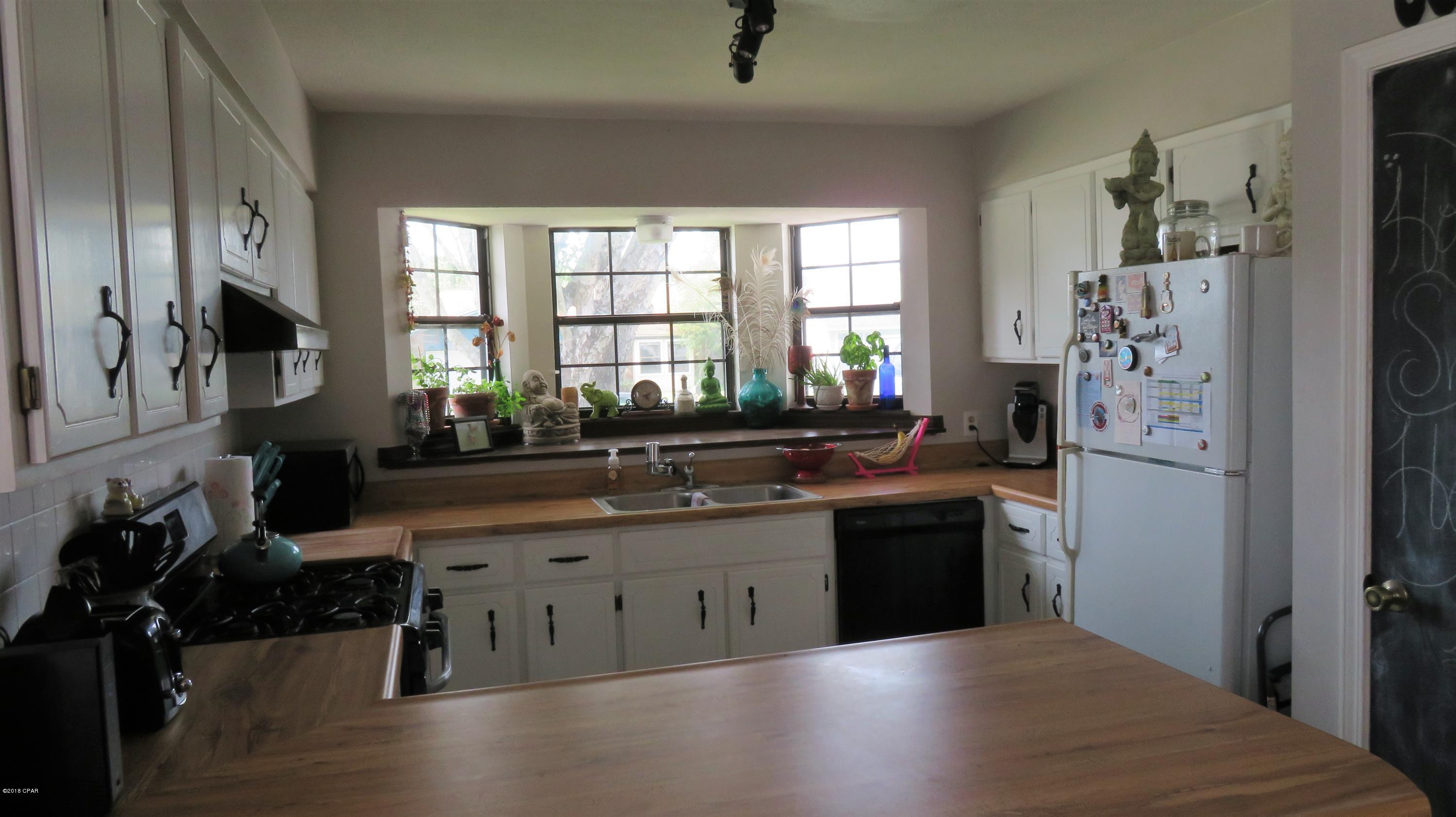 Shadow Bay Unit 2 Replat - Residential