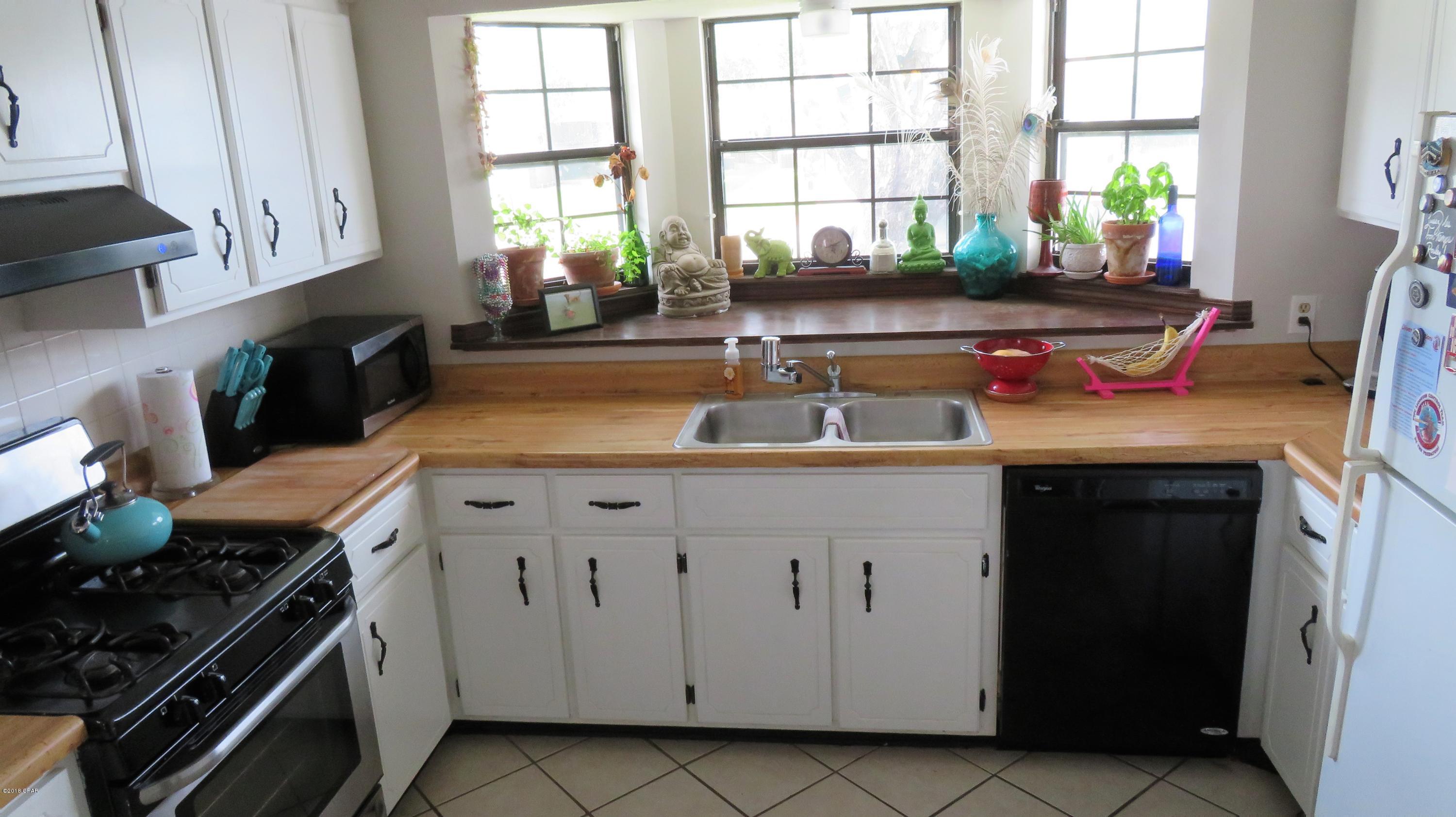 Shadow Bay Unit 2 Replat - Residential