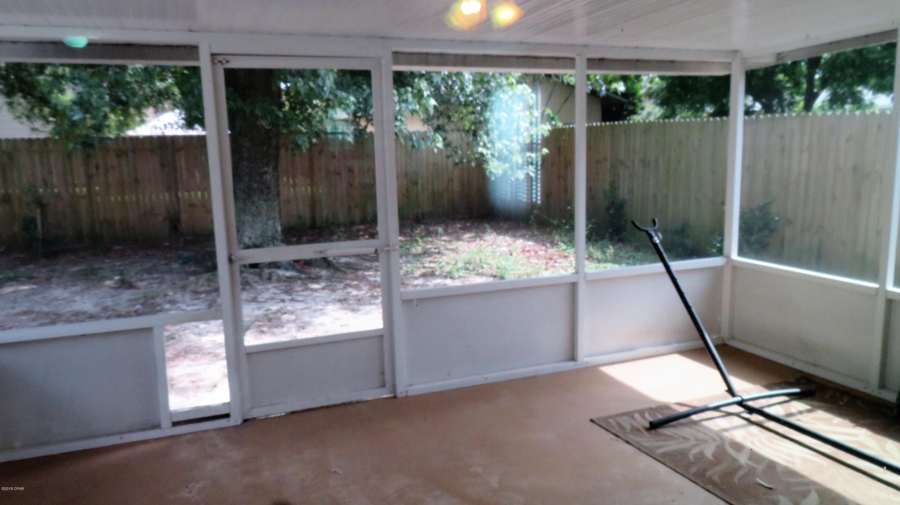 Shadow Bay Unit 2 Replat - Residential