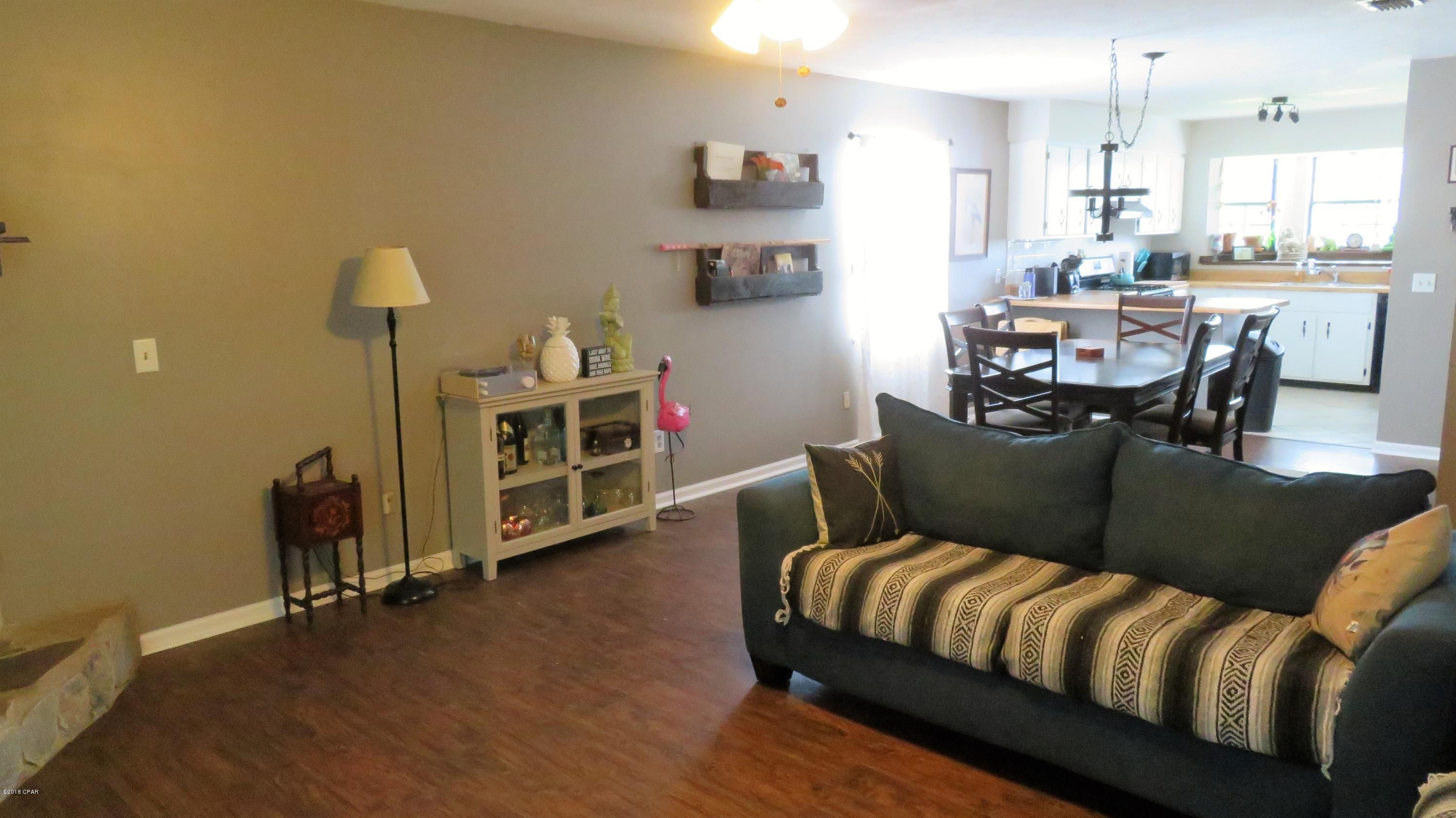 Shadow Bay Unit 2 Replat - Residential