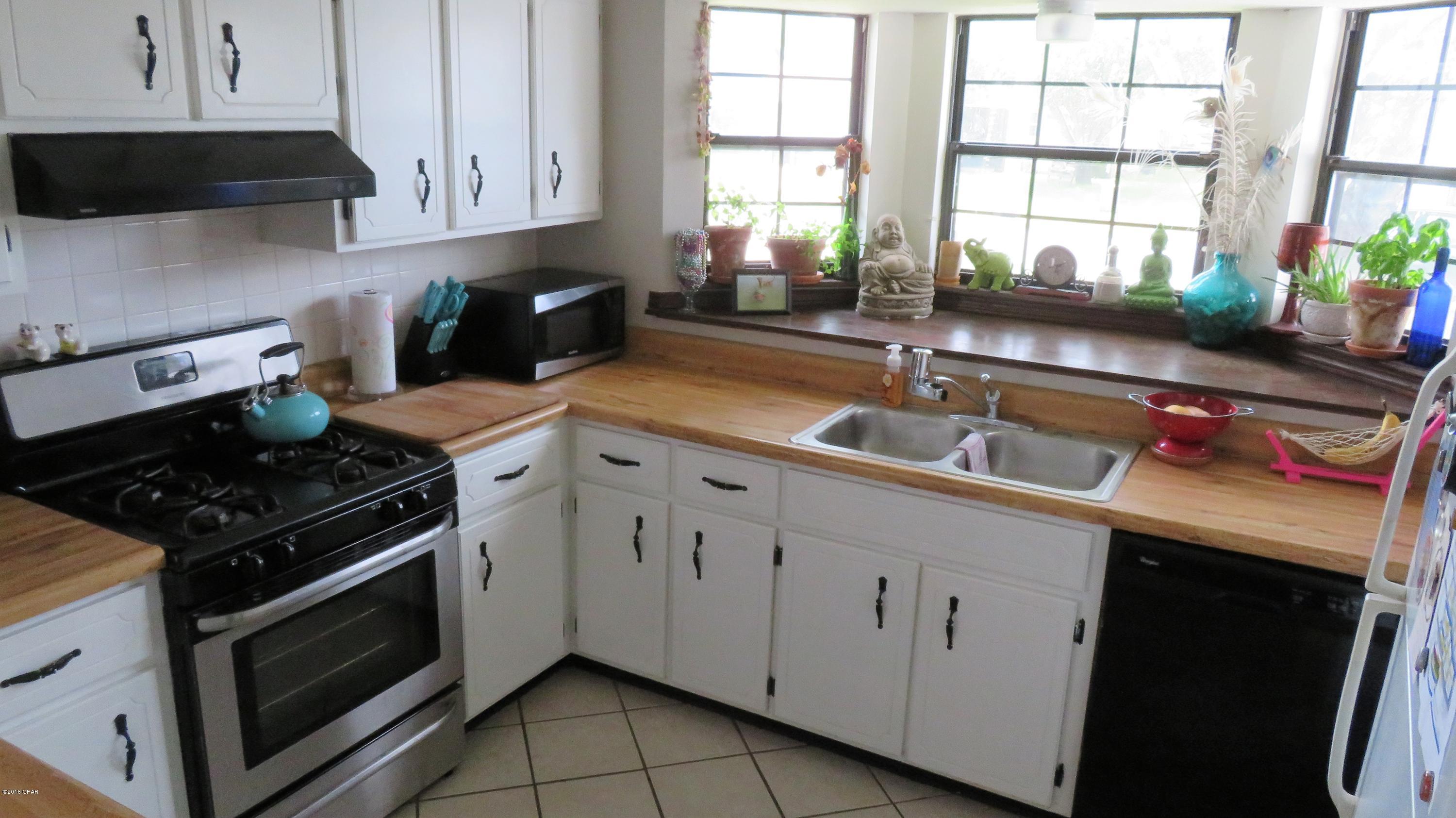 Shadow Bay Unit 2 Replat - Residential